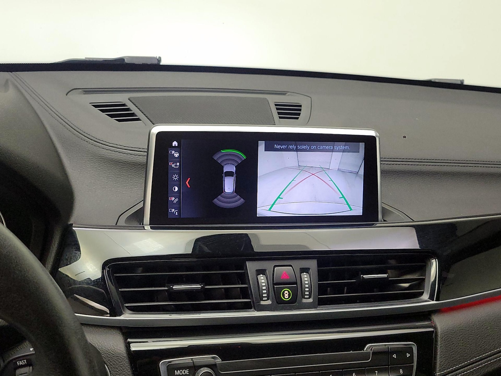 2022 BMW X1 28i - Photo 14