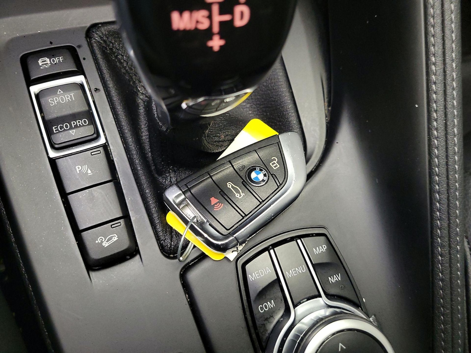 2022 BMW X1 28i - Photo 22