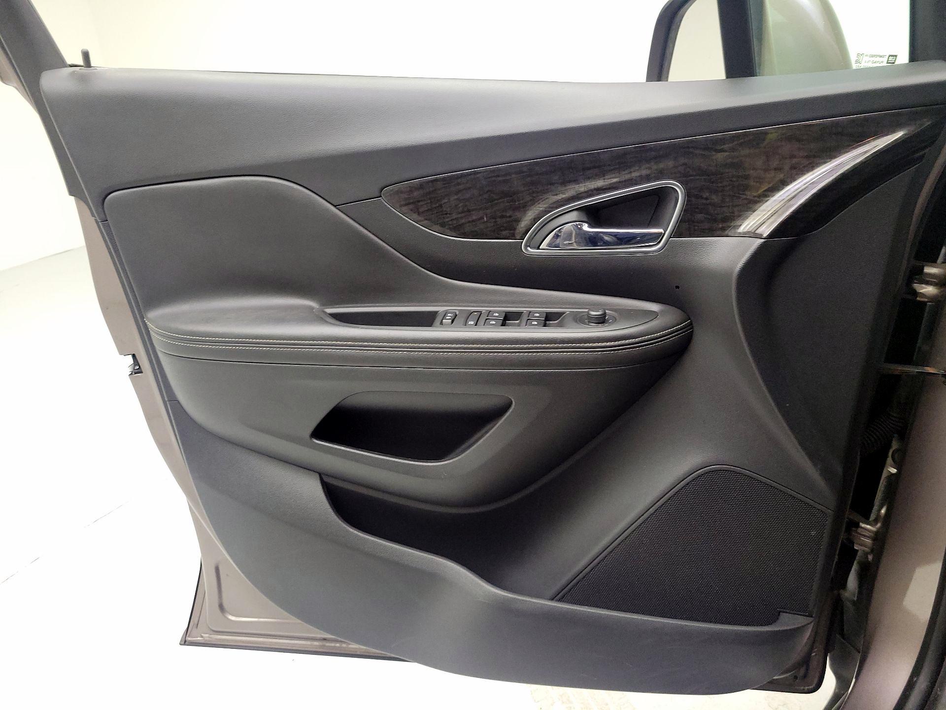 Thumbnail: 2015 Buick Encore - 10