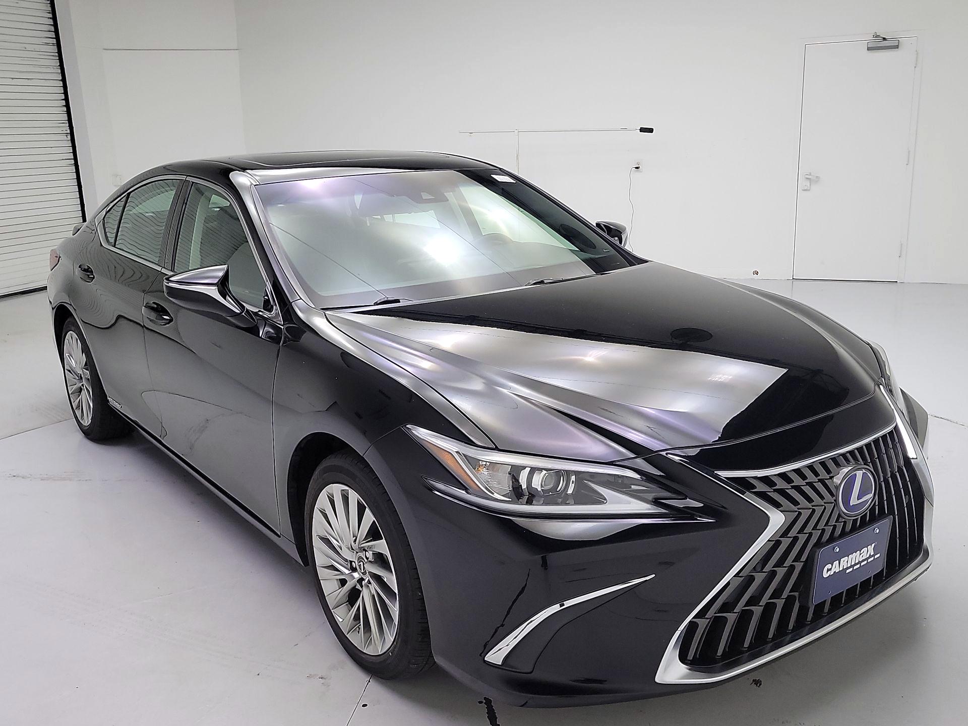 Thumbnail: 2022 Lexus ES - 1