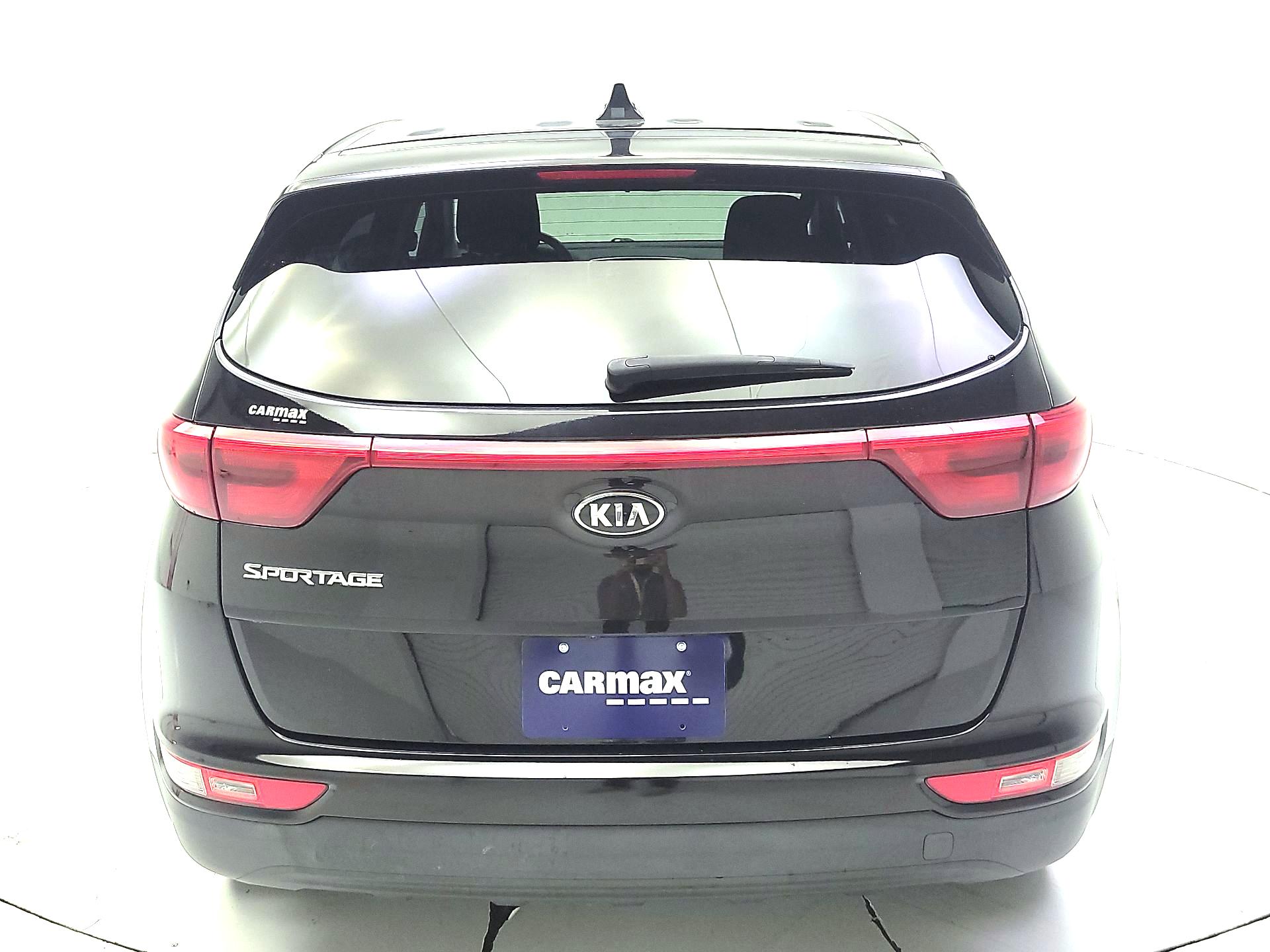 Thumbnail: 2017 Kia Sportage - 6