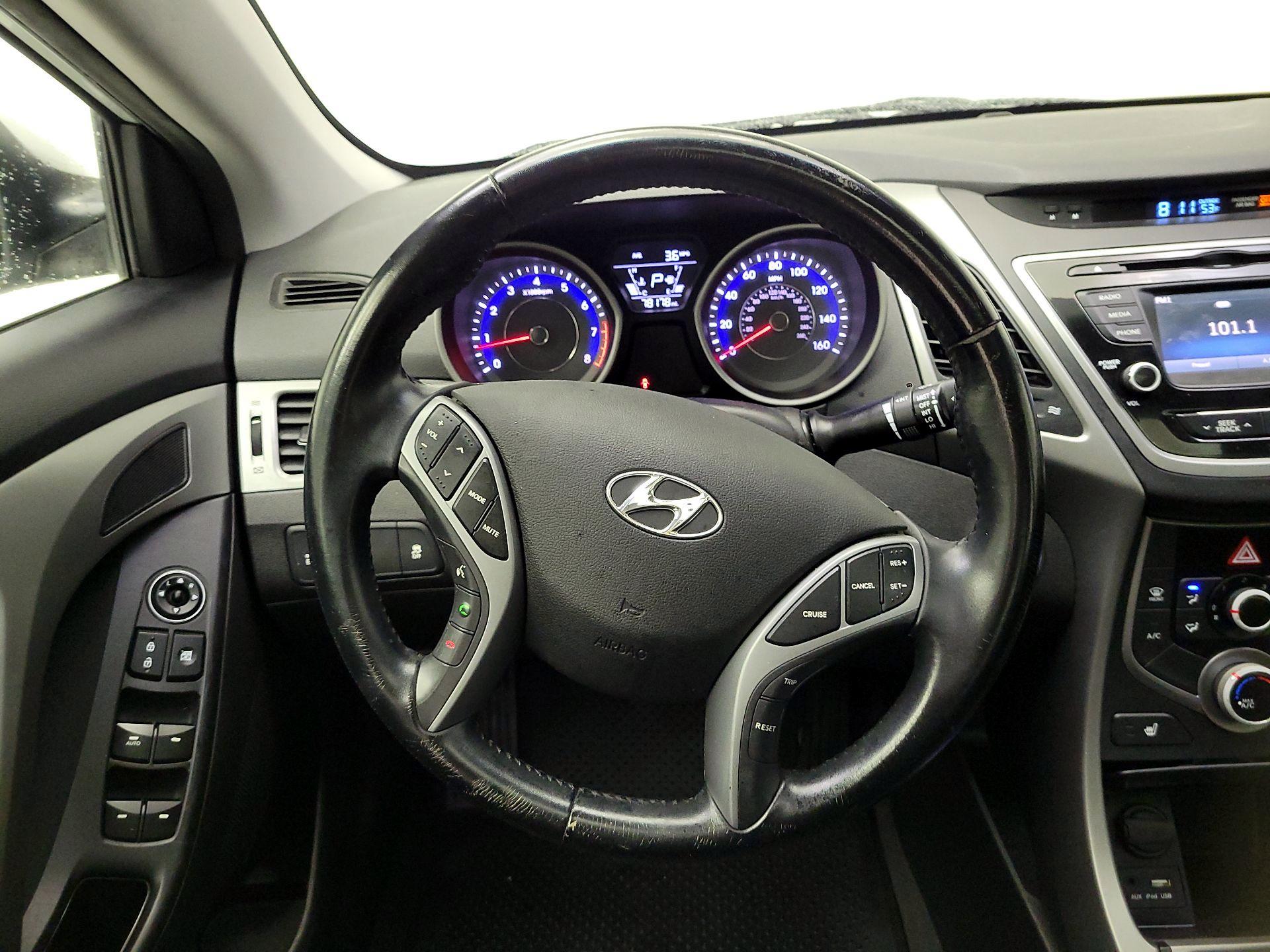 Thumbnail: 2016 Hyundai Elantra - 10