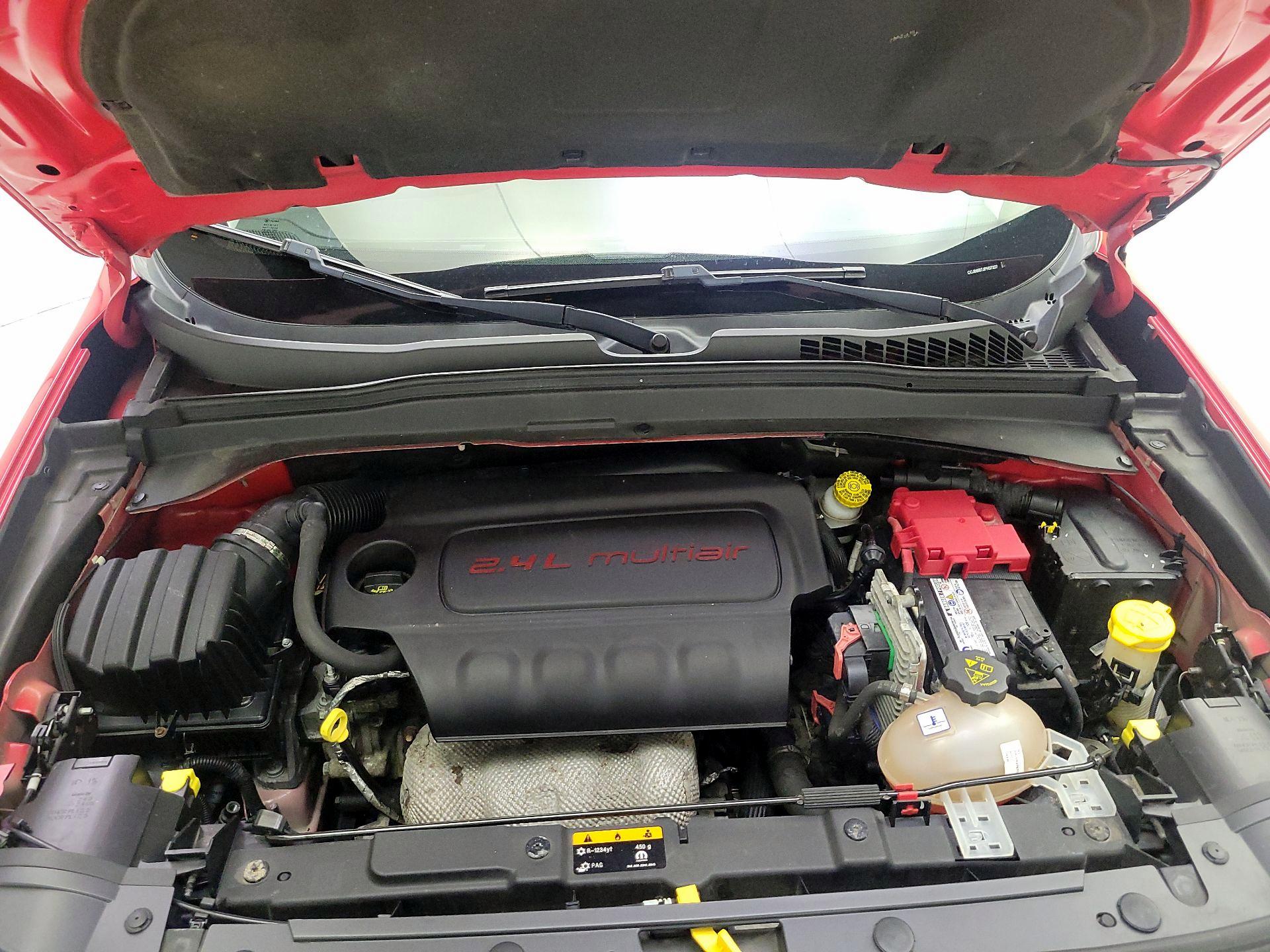 Thumbnail: 2018 Jeep Renegade - 19