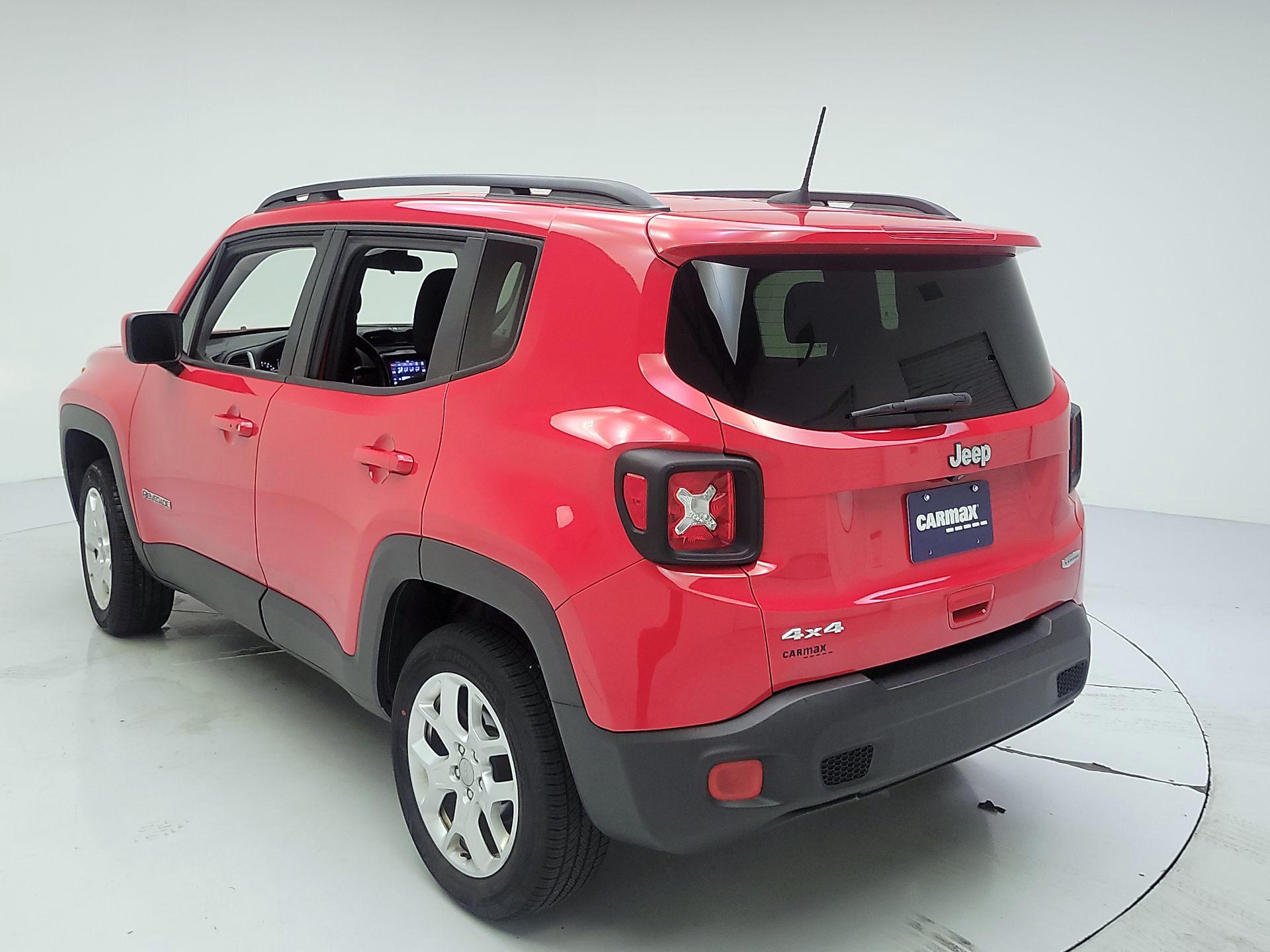 Thumbnail: 2018 Jeep Renegade - 7