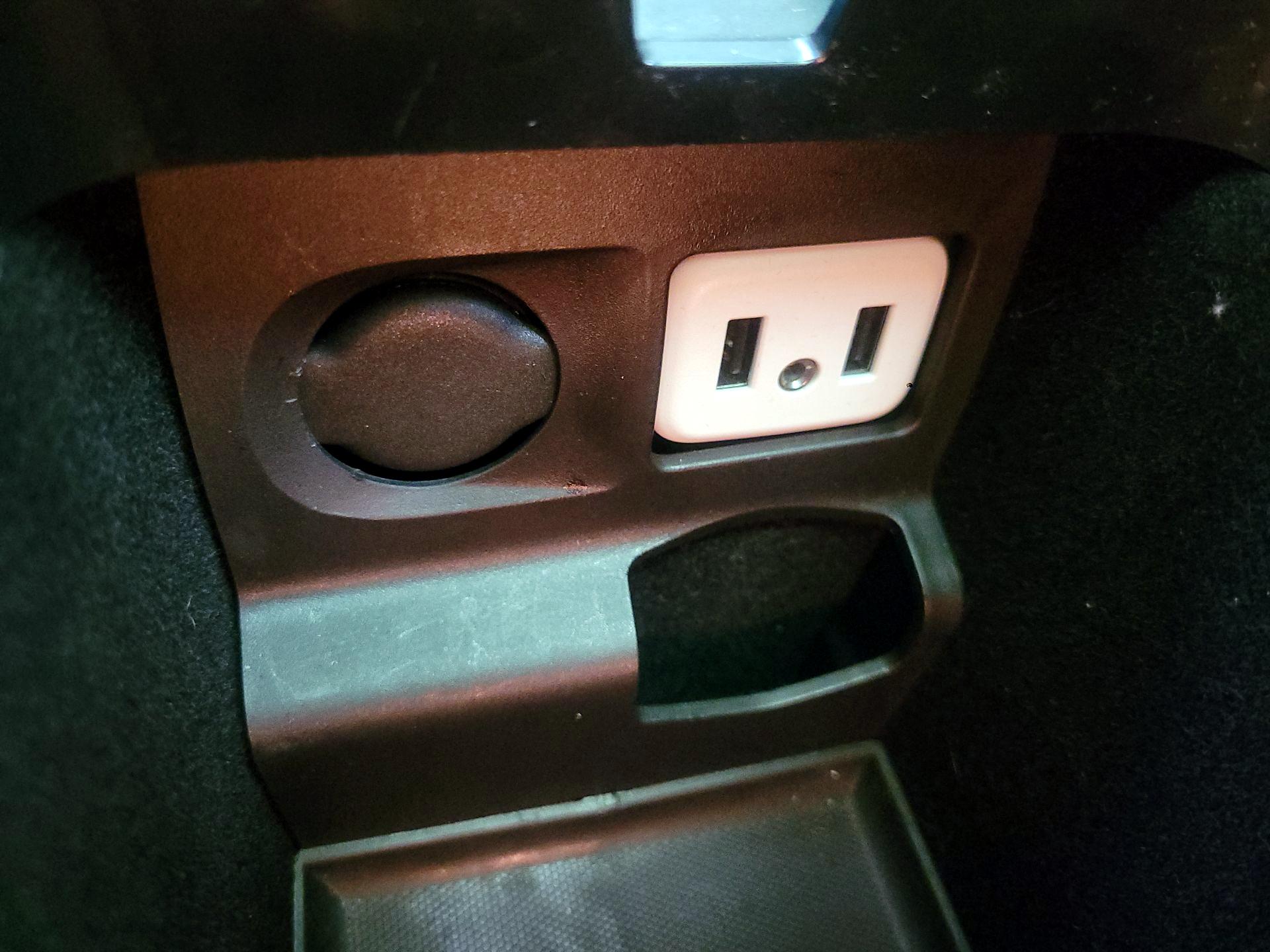 Thumbnail: 2016 Cadillac XTS - 16