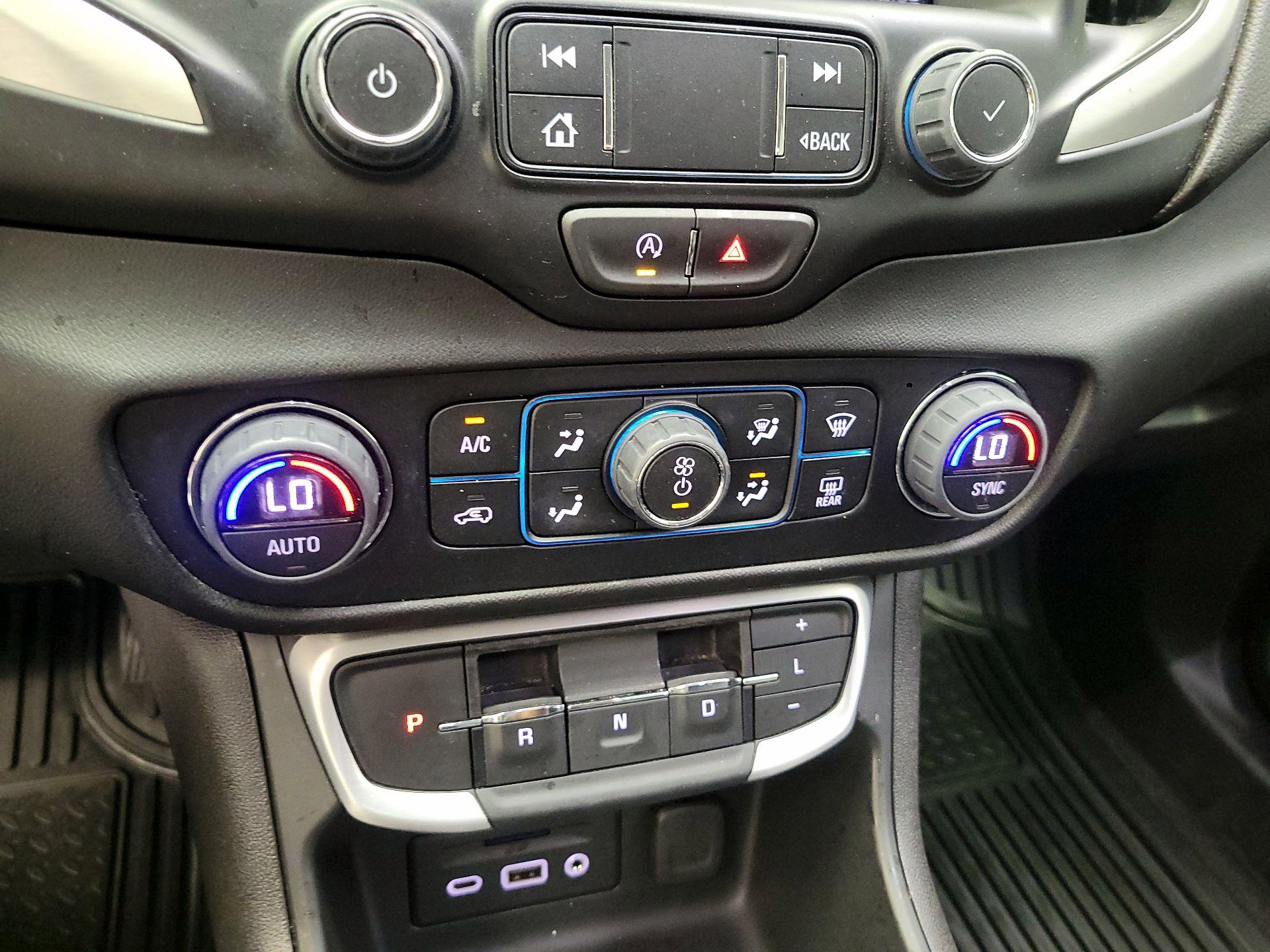 Thumbnail: 2024 GMC Terrain - 14