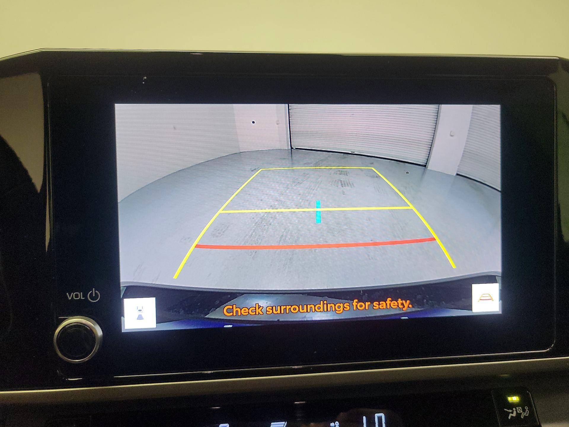 Thumbnail: 2025 Toyota Camry - 12