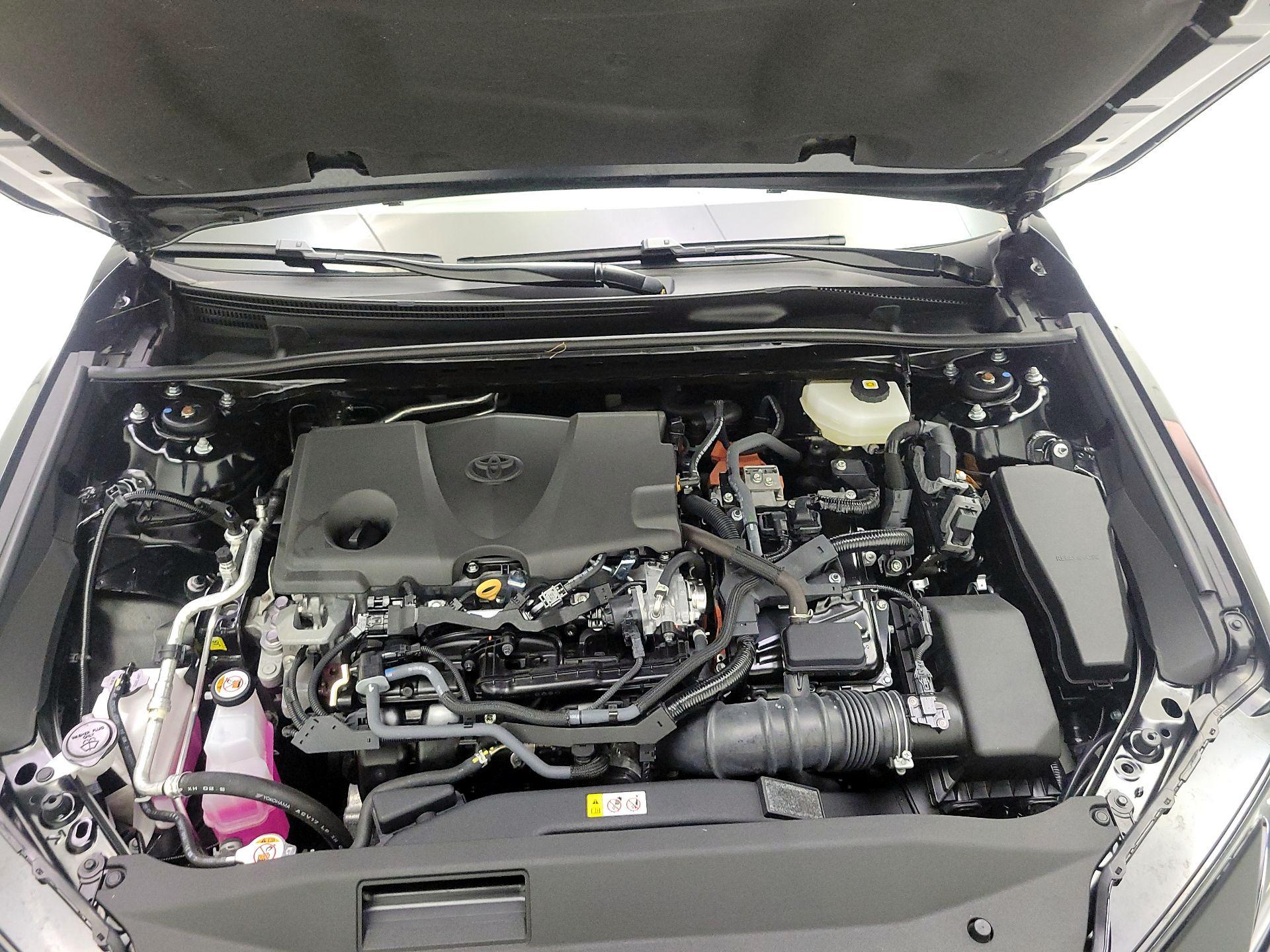 Thumbnail: 2025 Toyota Camry - 19