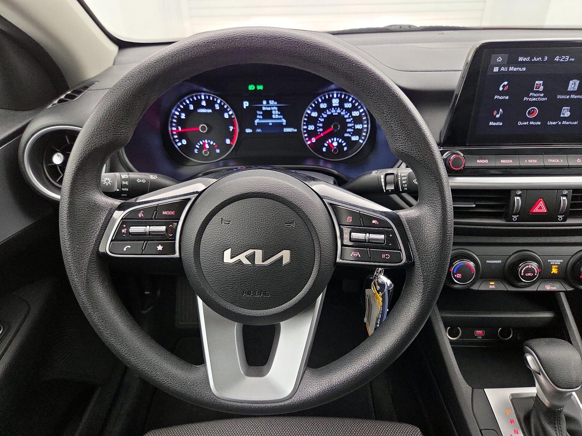 Thumbnail: 2023 Kia Forte - 10