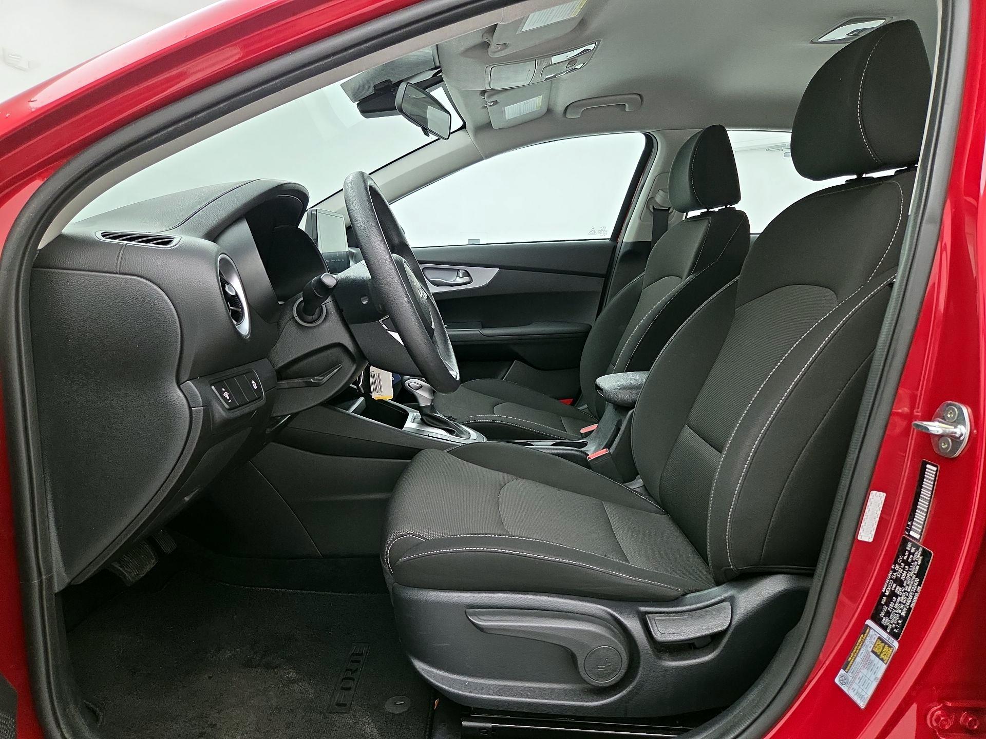 Thumbnail: 2023 Kia Forte - 11