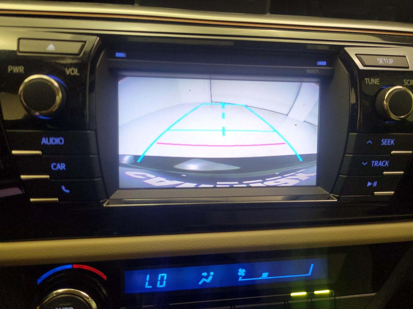 2016 Toyota Corolla LE - Photo 13