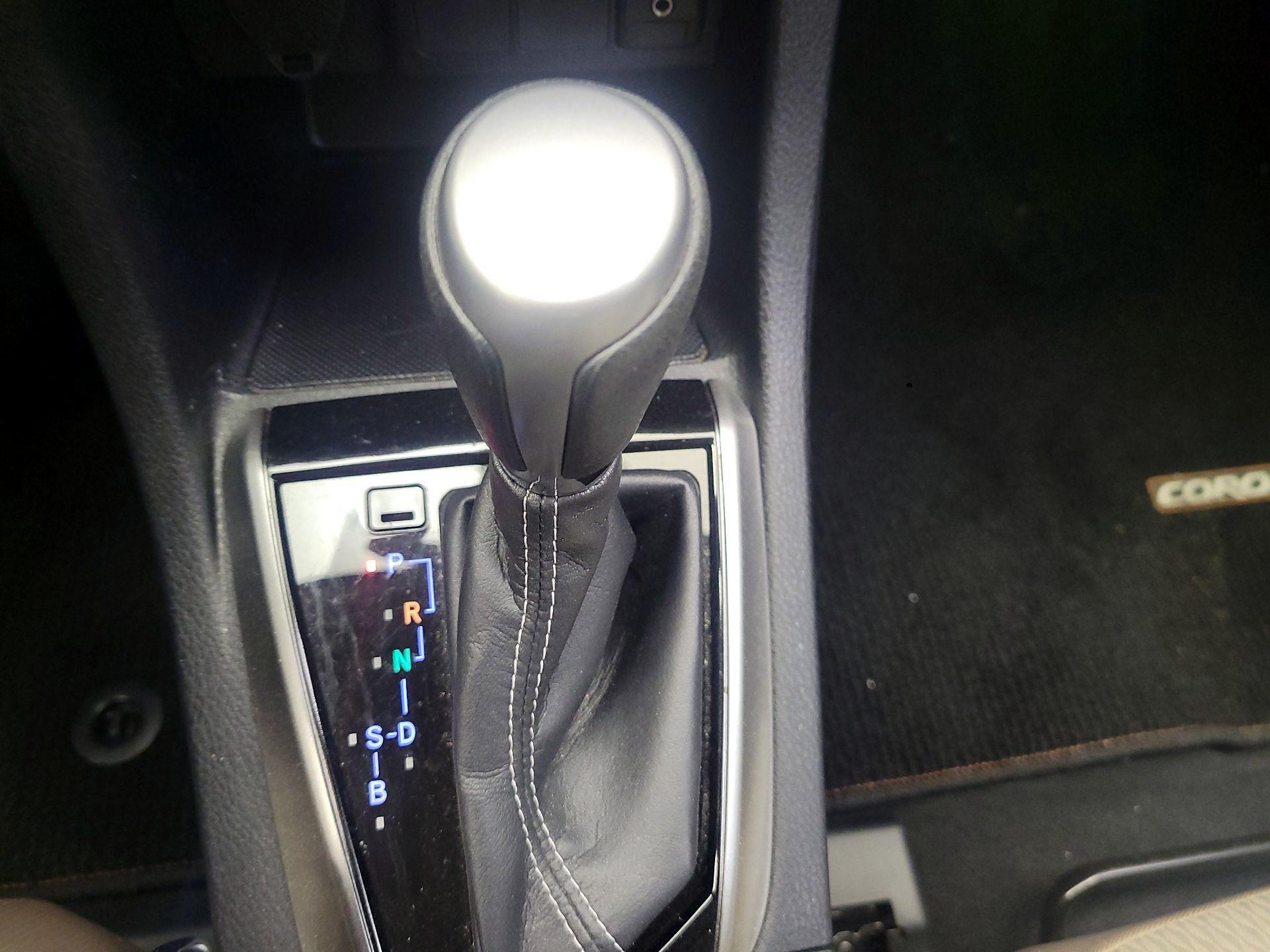 Thumbnail: 2016 Toyota Corolla - 15