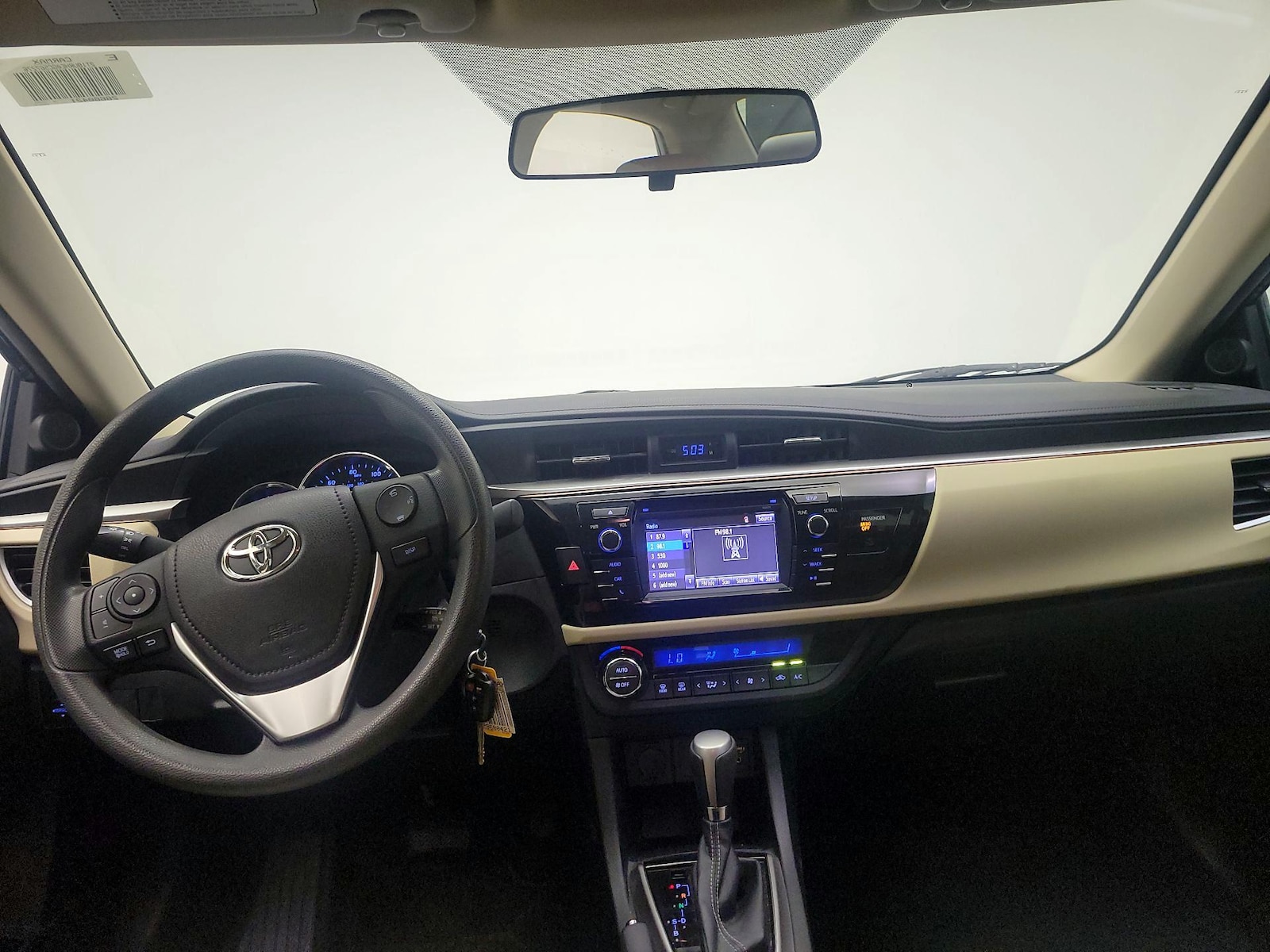 2016 Toyota Corolla LE - Photo 8