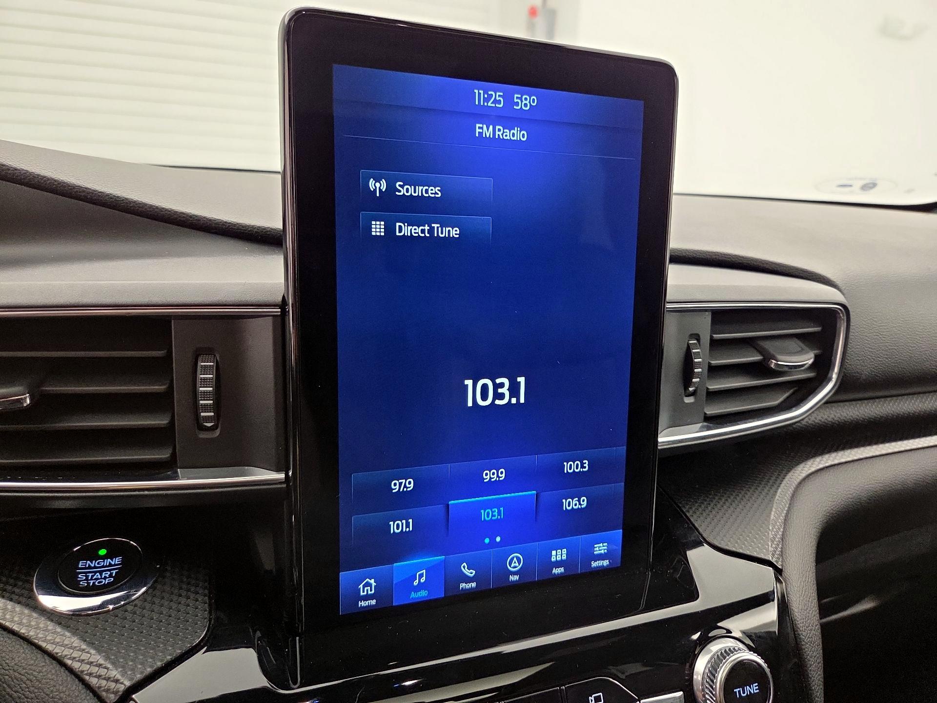 Thumbnail: 2021 Ford Explorer - 16