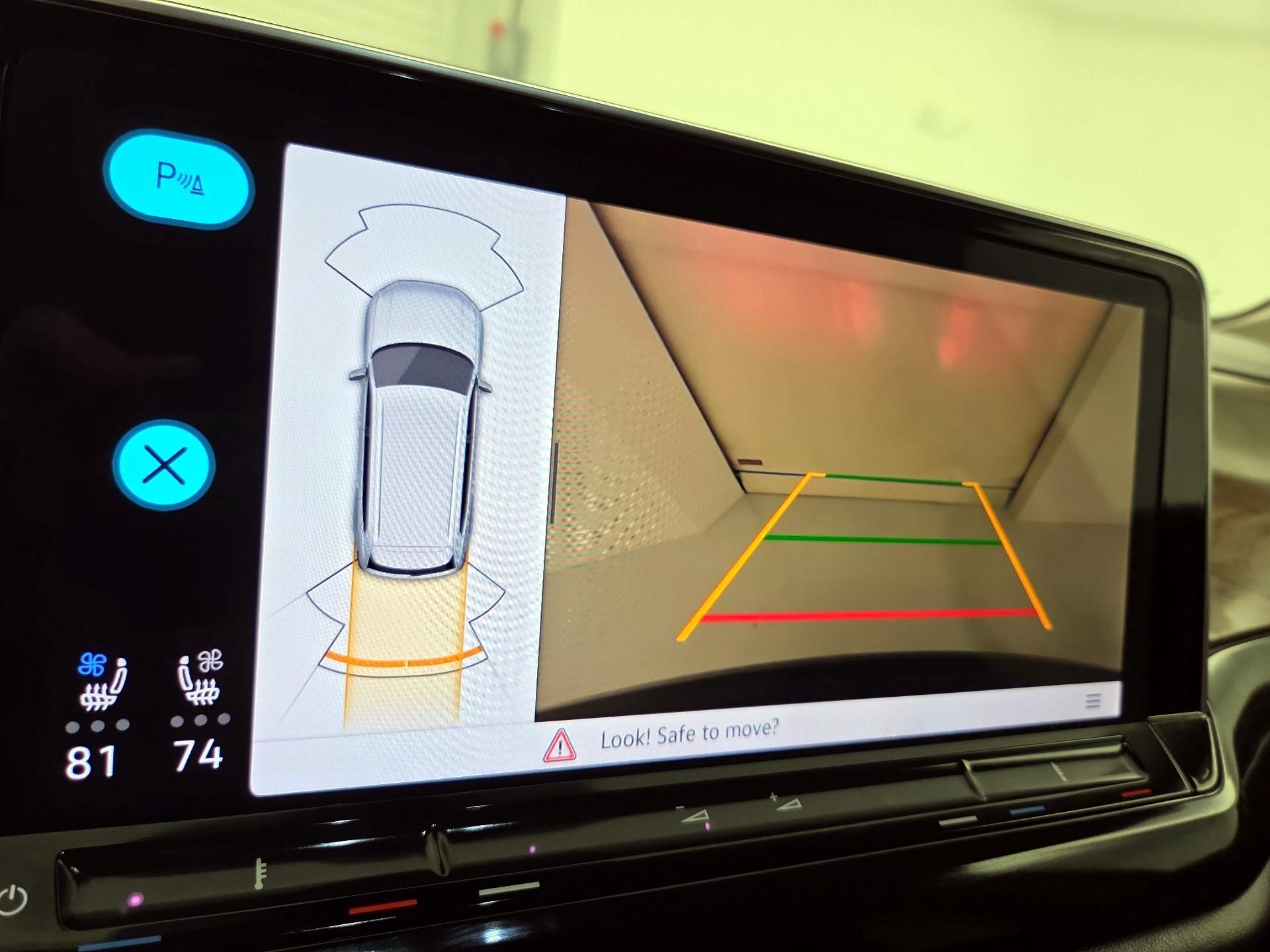 Thumbnail: 2025 Volkswagen Atlas - 15