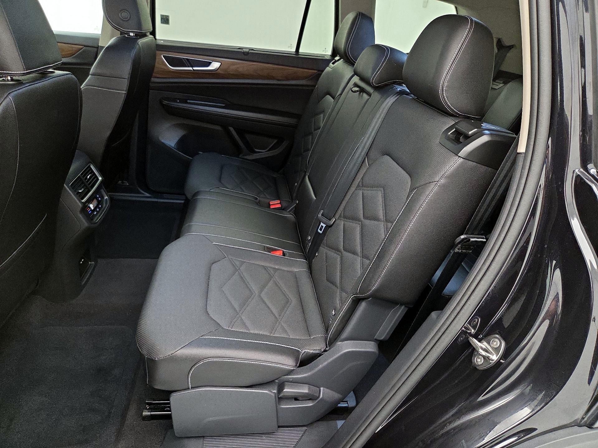 Thumbnail: 2025 Volkswagen Atlas - 20