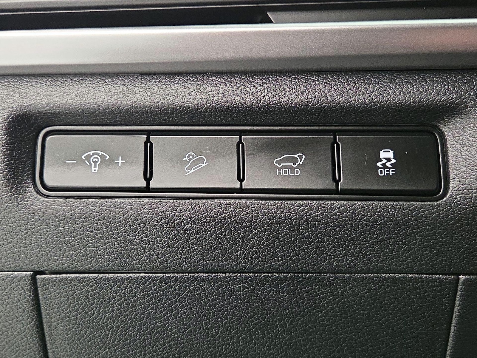 2025 Kia Telluride S - Photo 14