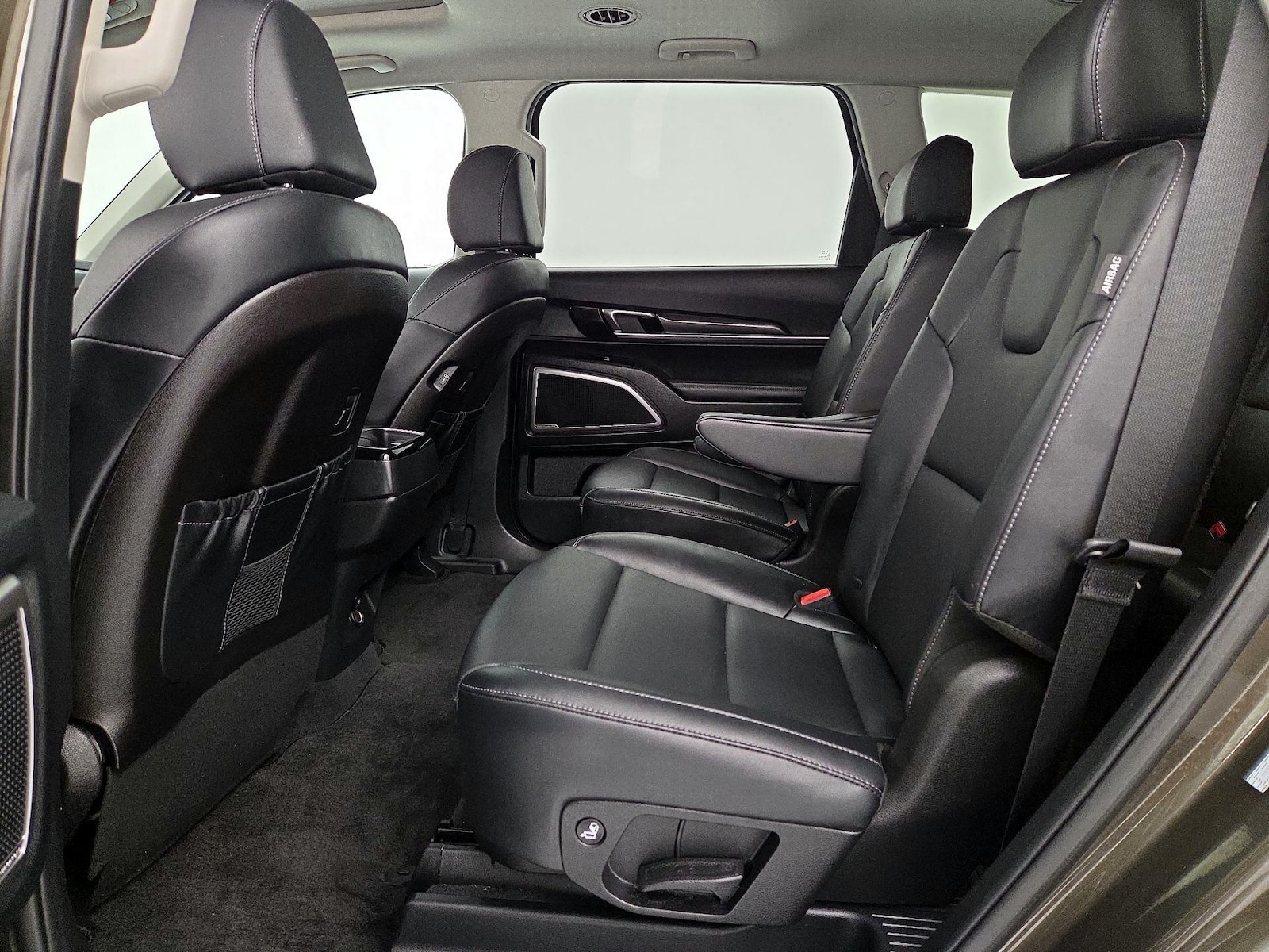2025 Kia Telluride S - Photo 22