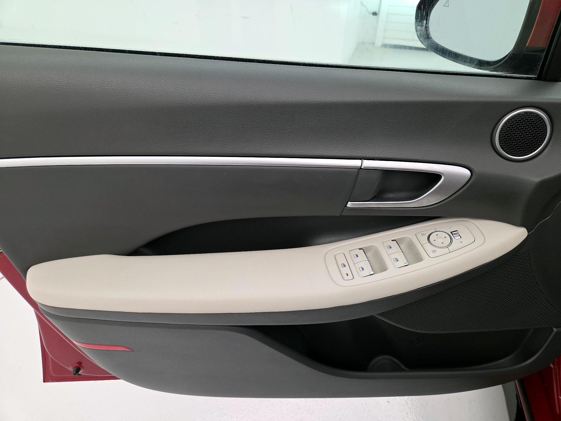 Thumbnail: 2025 Hyundai Sonata - 12
