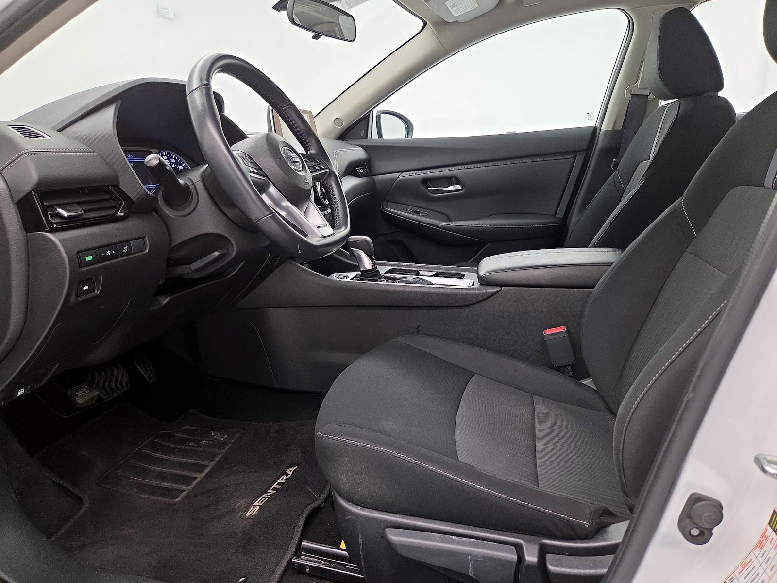 2022 Nissan Sentra SV - Photo 12