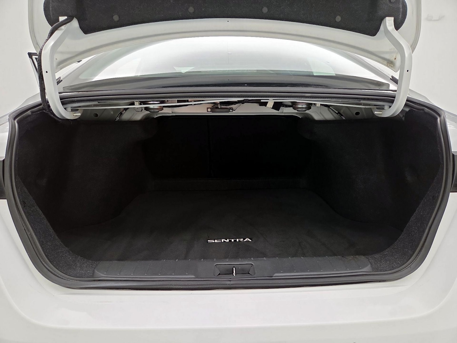2022 Nissan Sentra SV - Photo 21