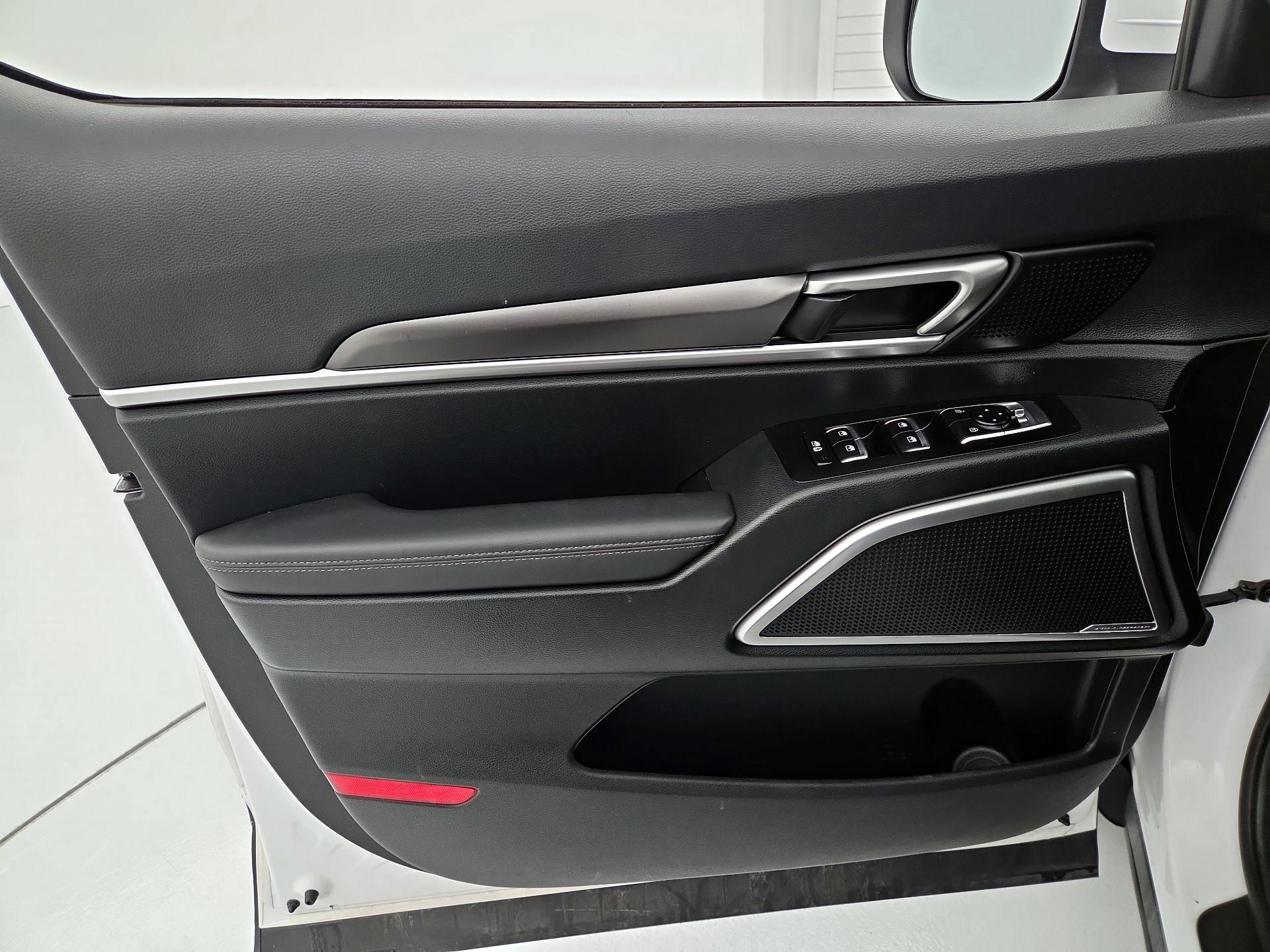 Thumbnail: 2025 Kia Telluride - 12