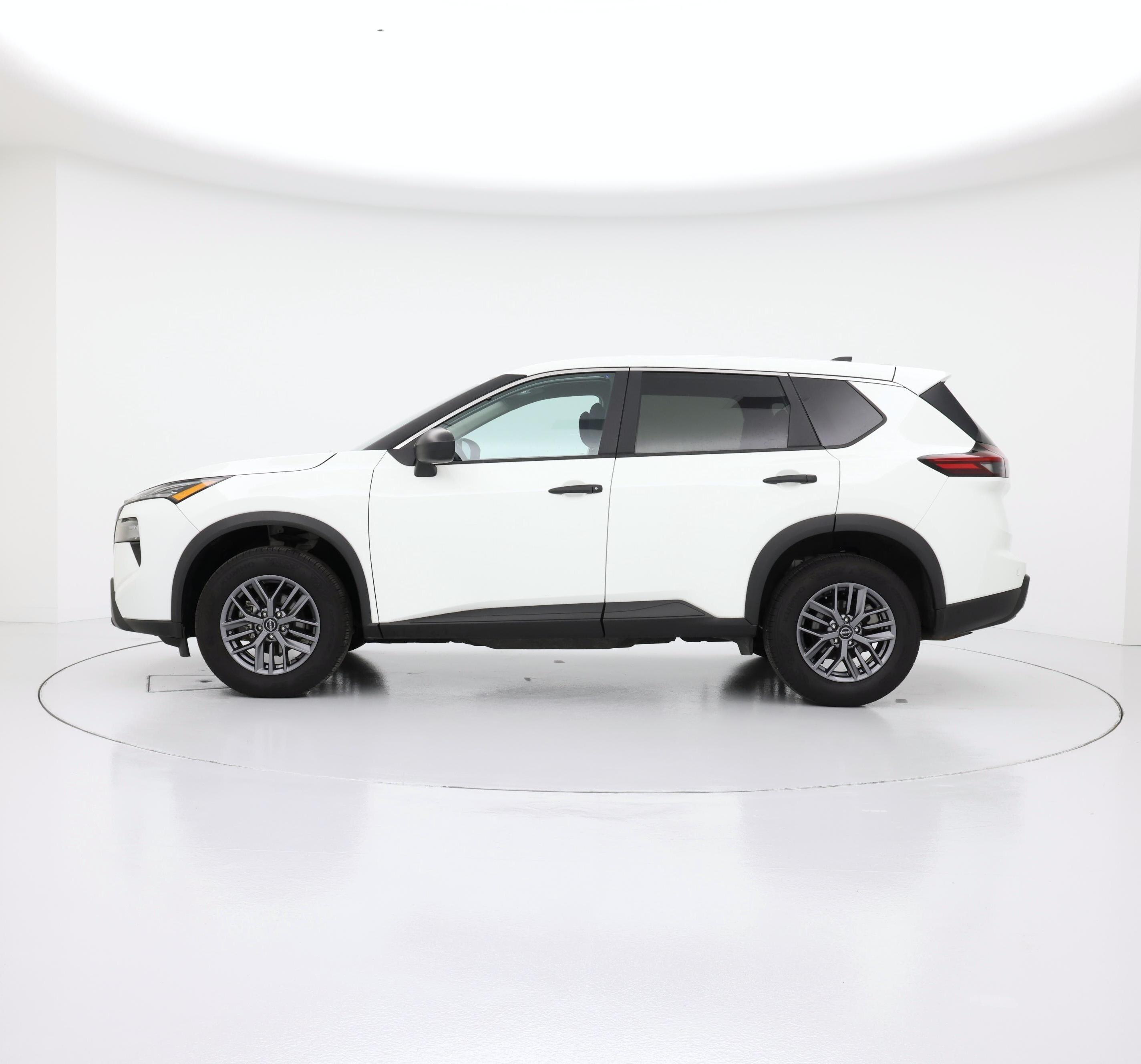 Thumbnail: 2024 Nissan Rogue - 3