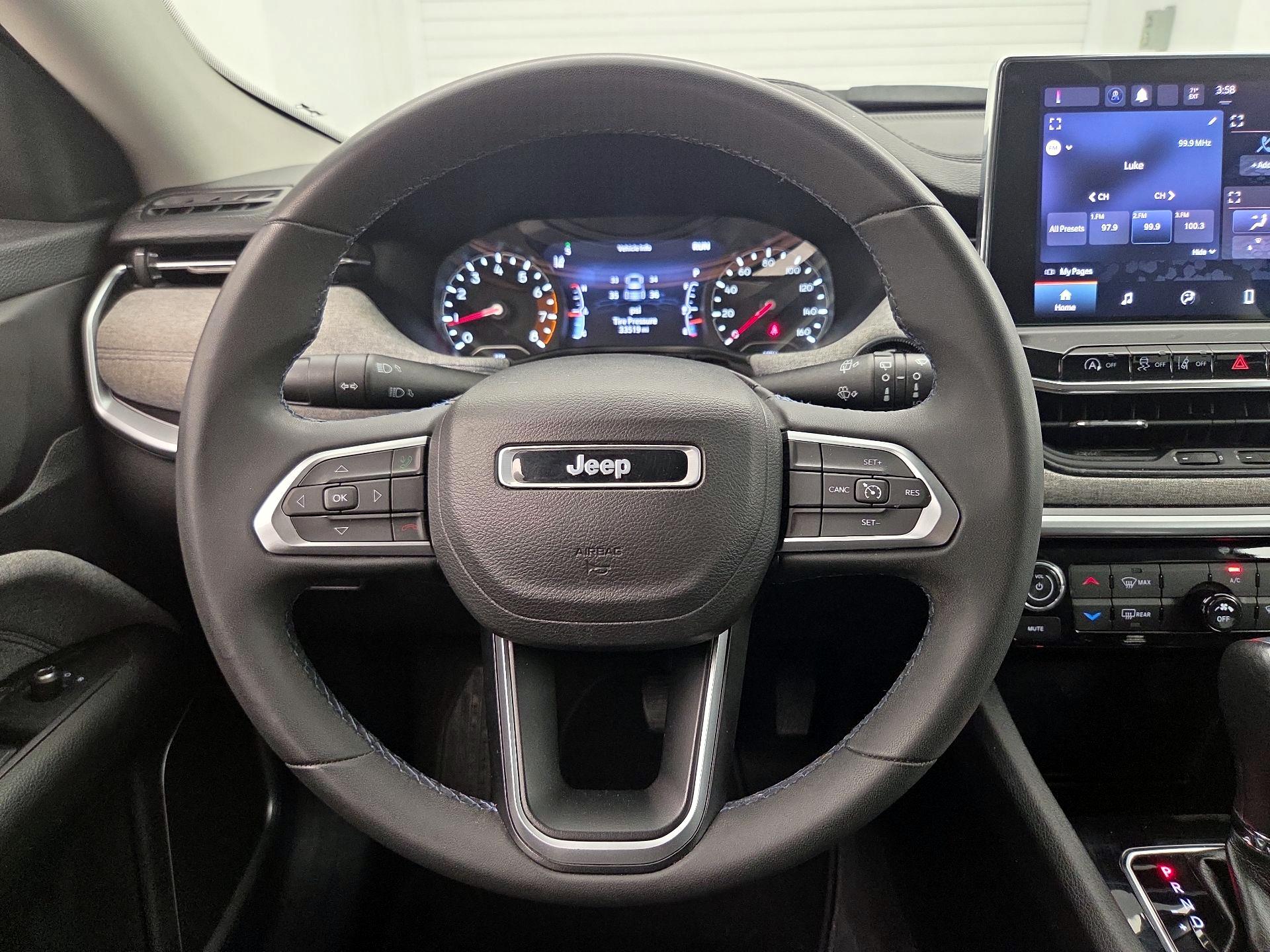 Thumbnail: 2022 Jeep Compass - 10