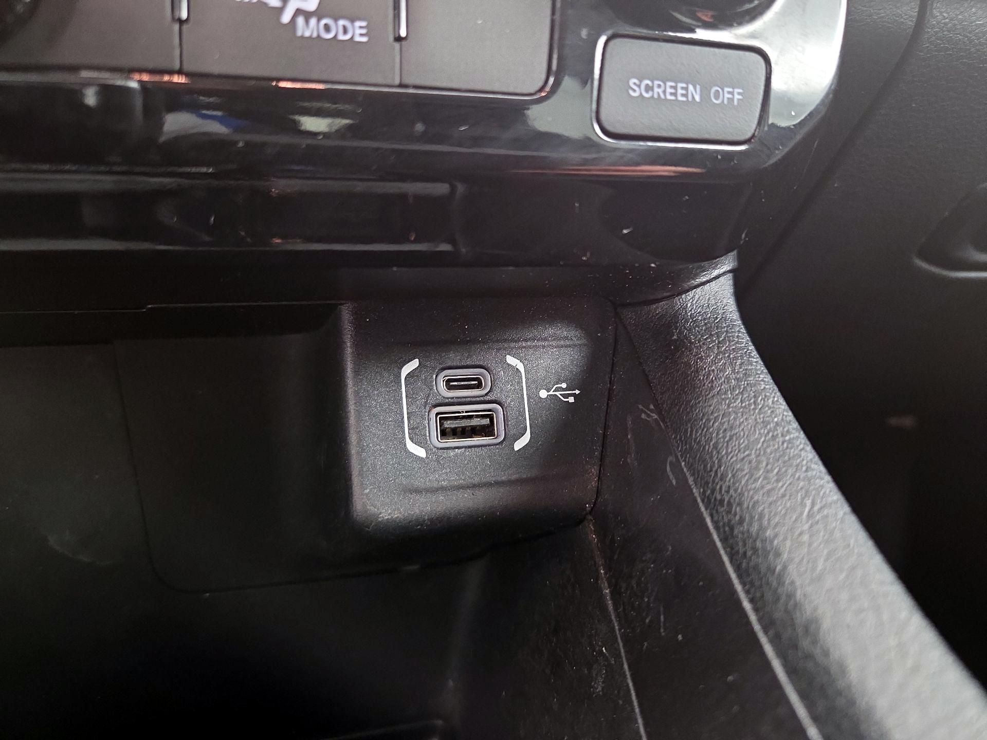 Thumbnail: 2022 Jeep Compass - 18