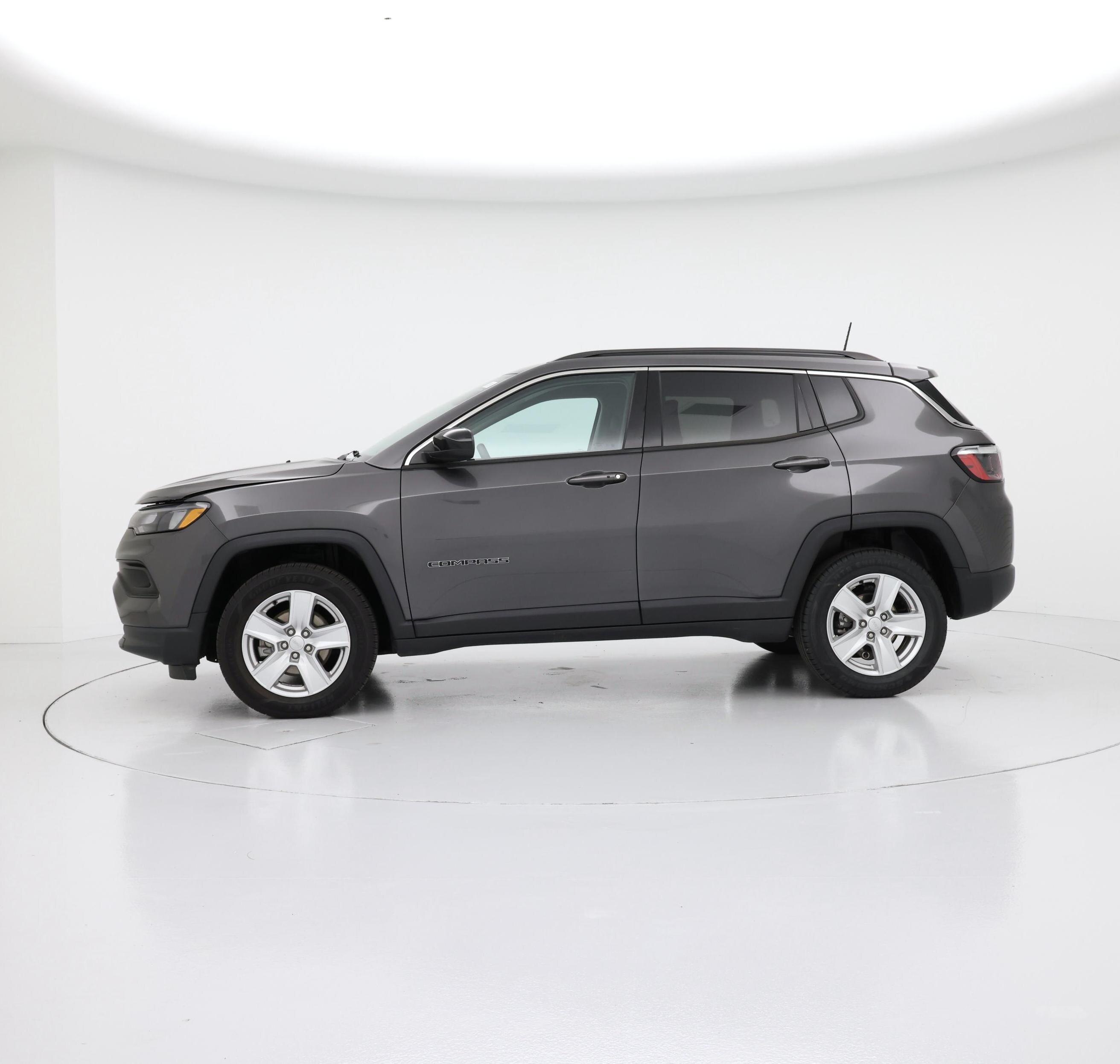 Thumbnail: 2022 Jeep Compass - 3