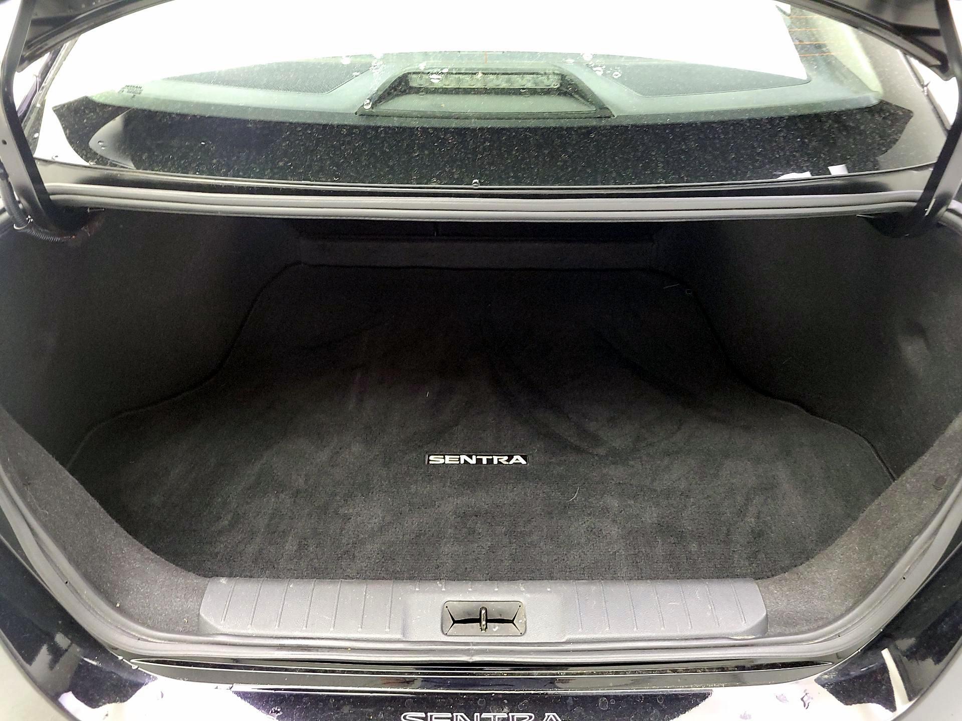 Thumbnail: 2024 Nissan Sentra - 19