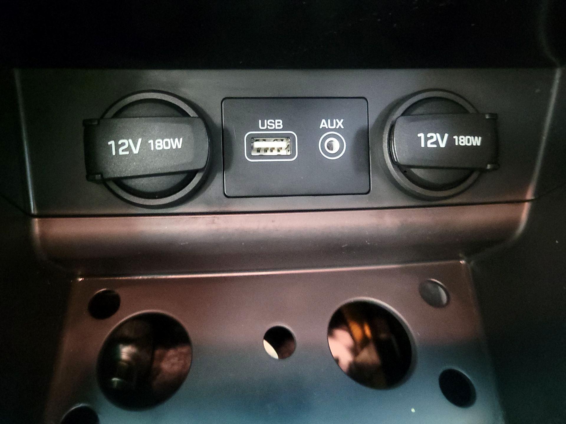 Thumbnail: 2015 Hyundai Sonata - 16