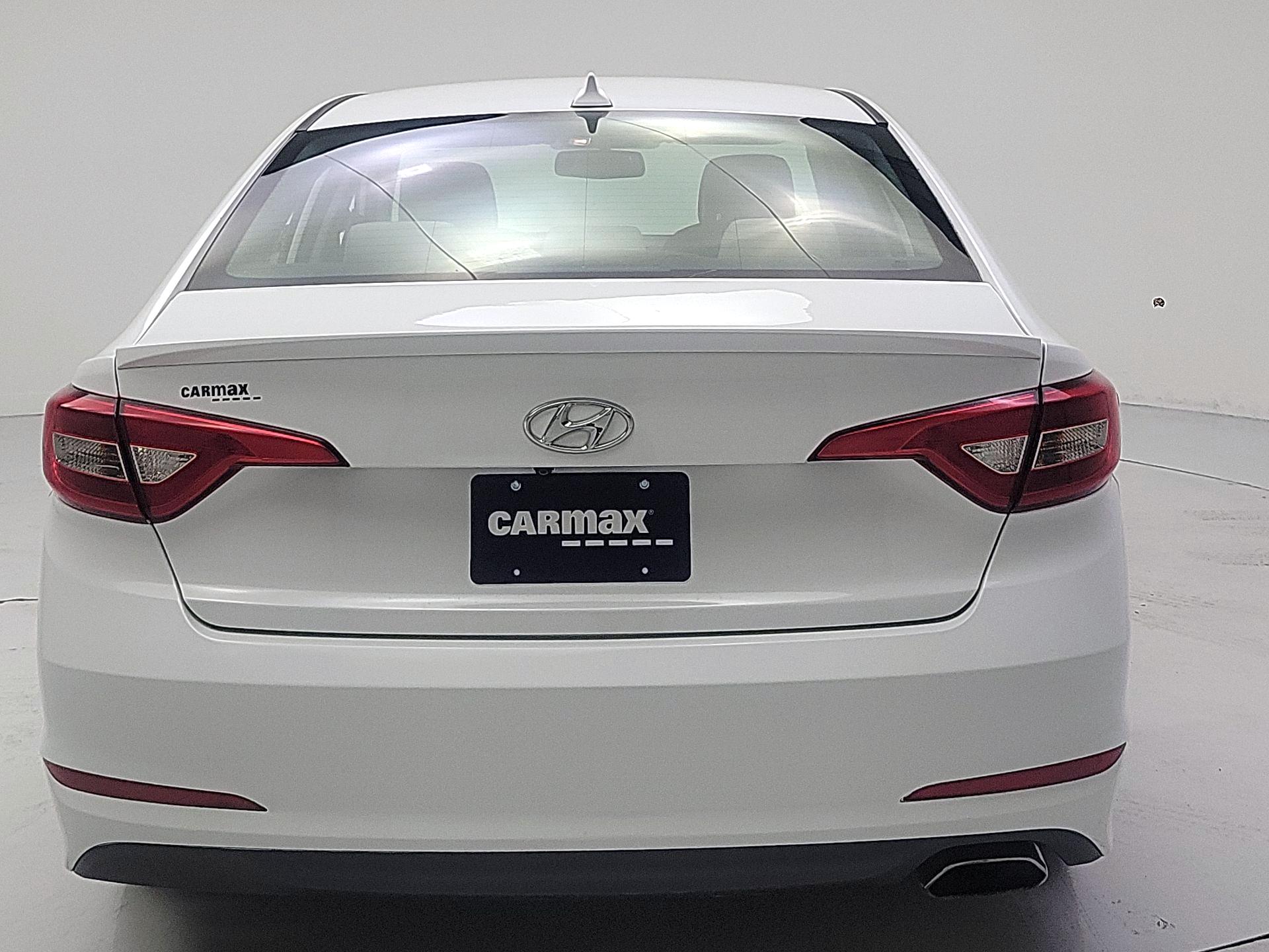 Thumbnail: 2015 Hyundai Sonata - 6