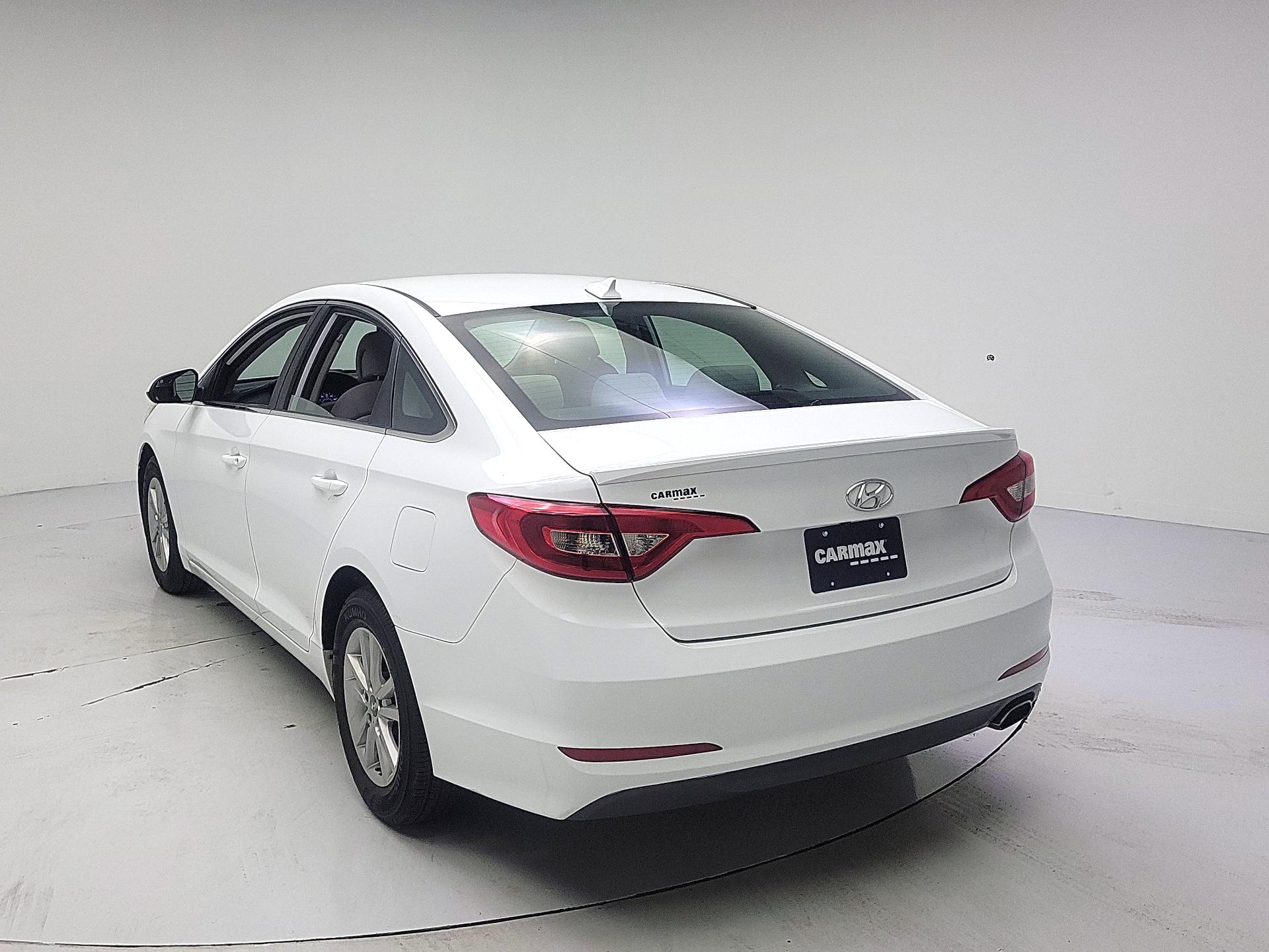 Thumbnail: 2015 Hyundai Sonata - 7