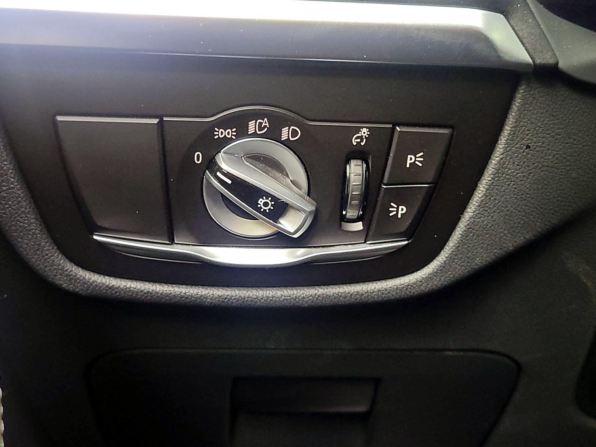 Thumbnail: 2022 BMW X3 - 11