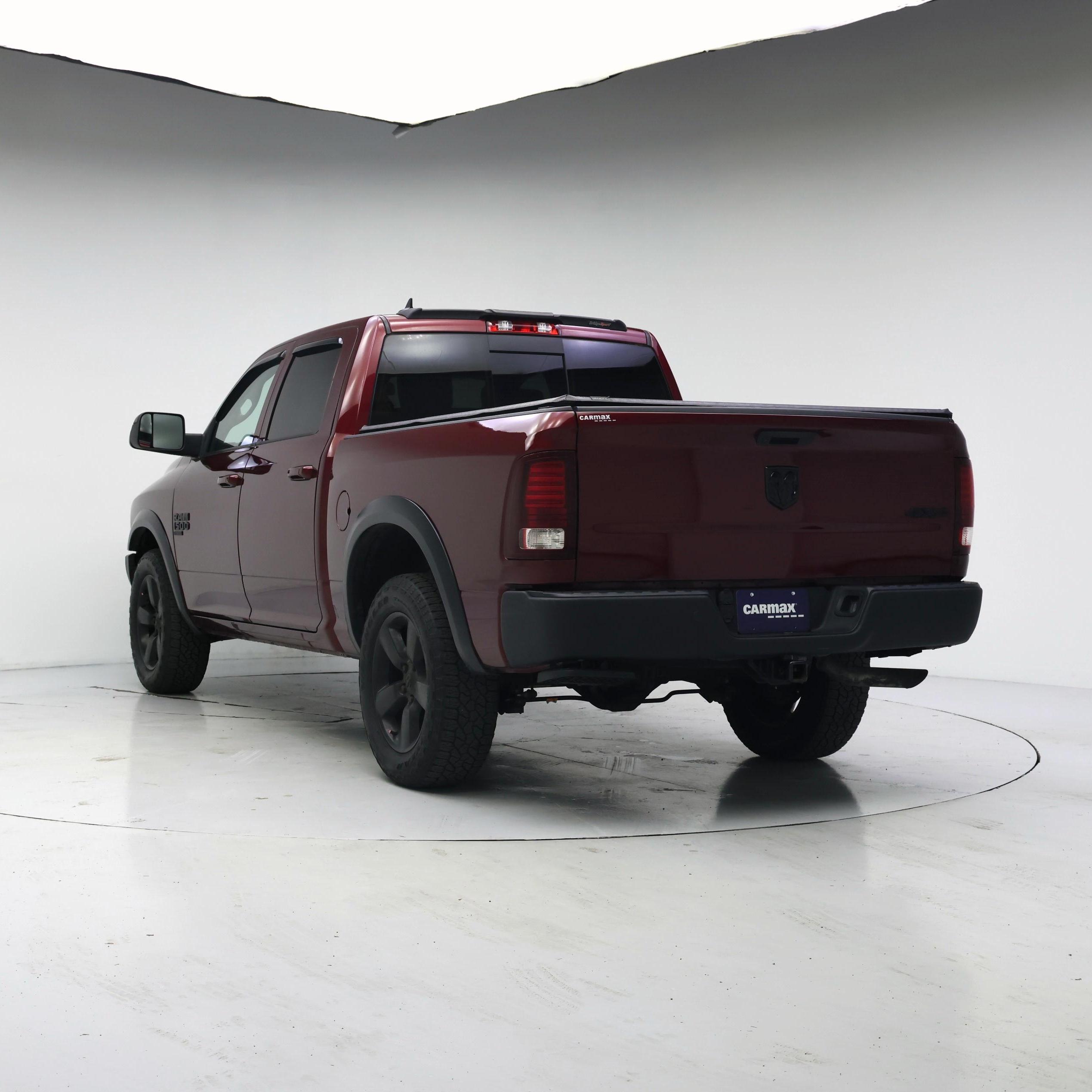 Thumbnail: 2019 RAM 1500 Classic - 2