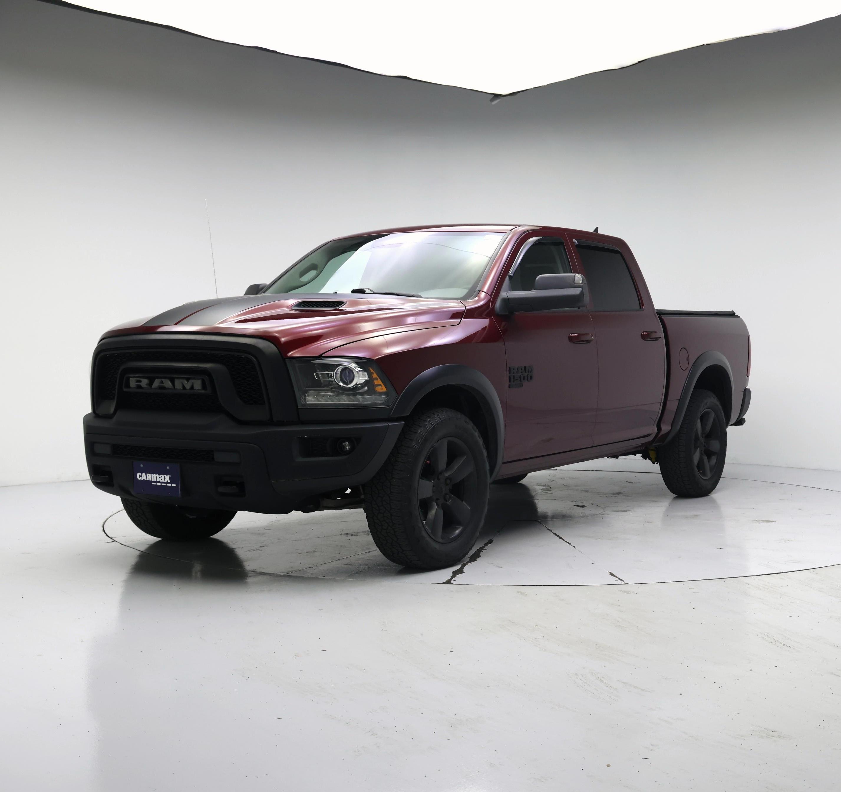 Thumbnail: 2019 RAM 1500 Classic - 4