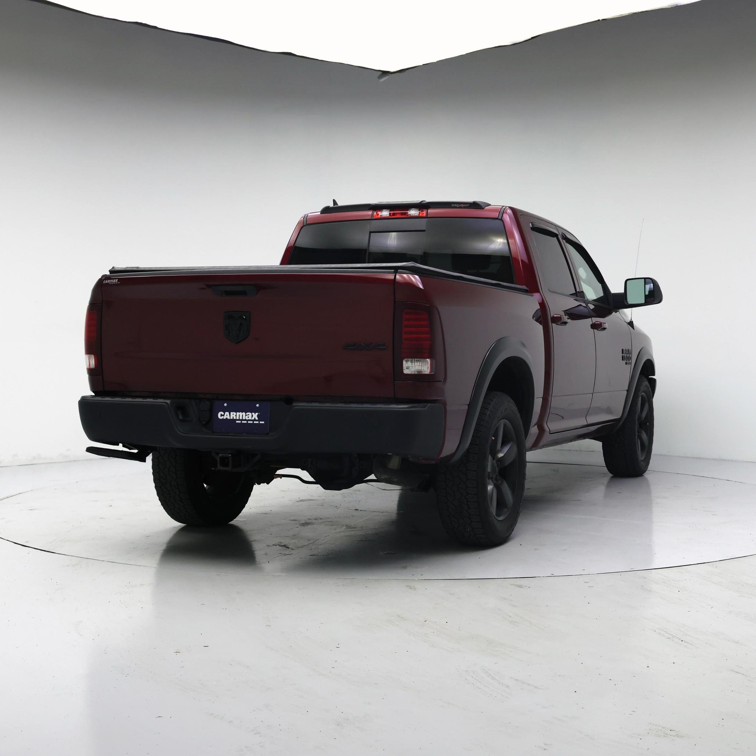 Thumbnail: 2019 RAM 1500 Classic - 8