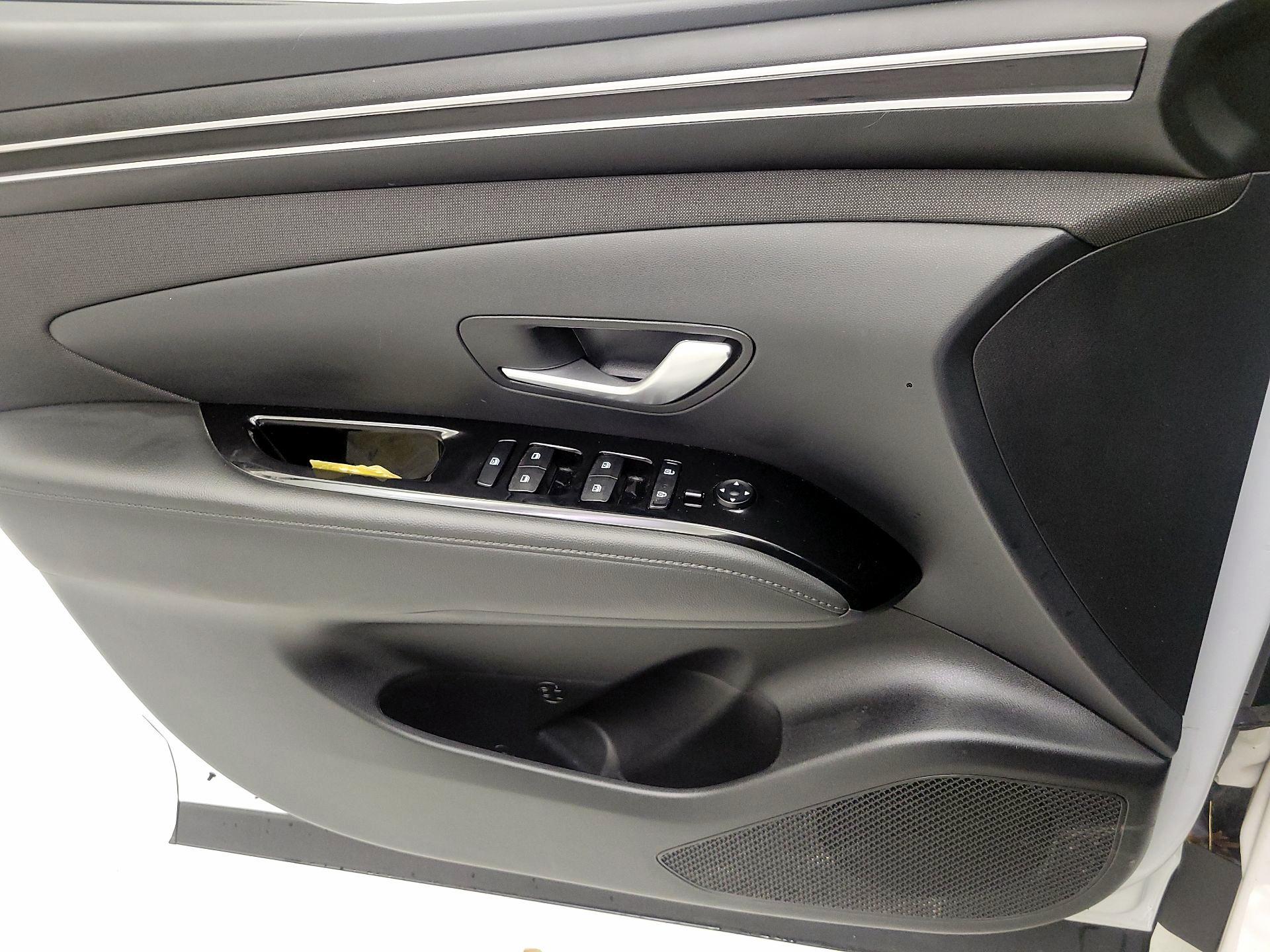 Thumbnail: 2022 Hyundai Tucson - 10
