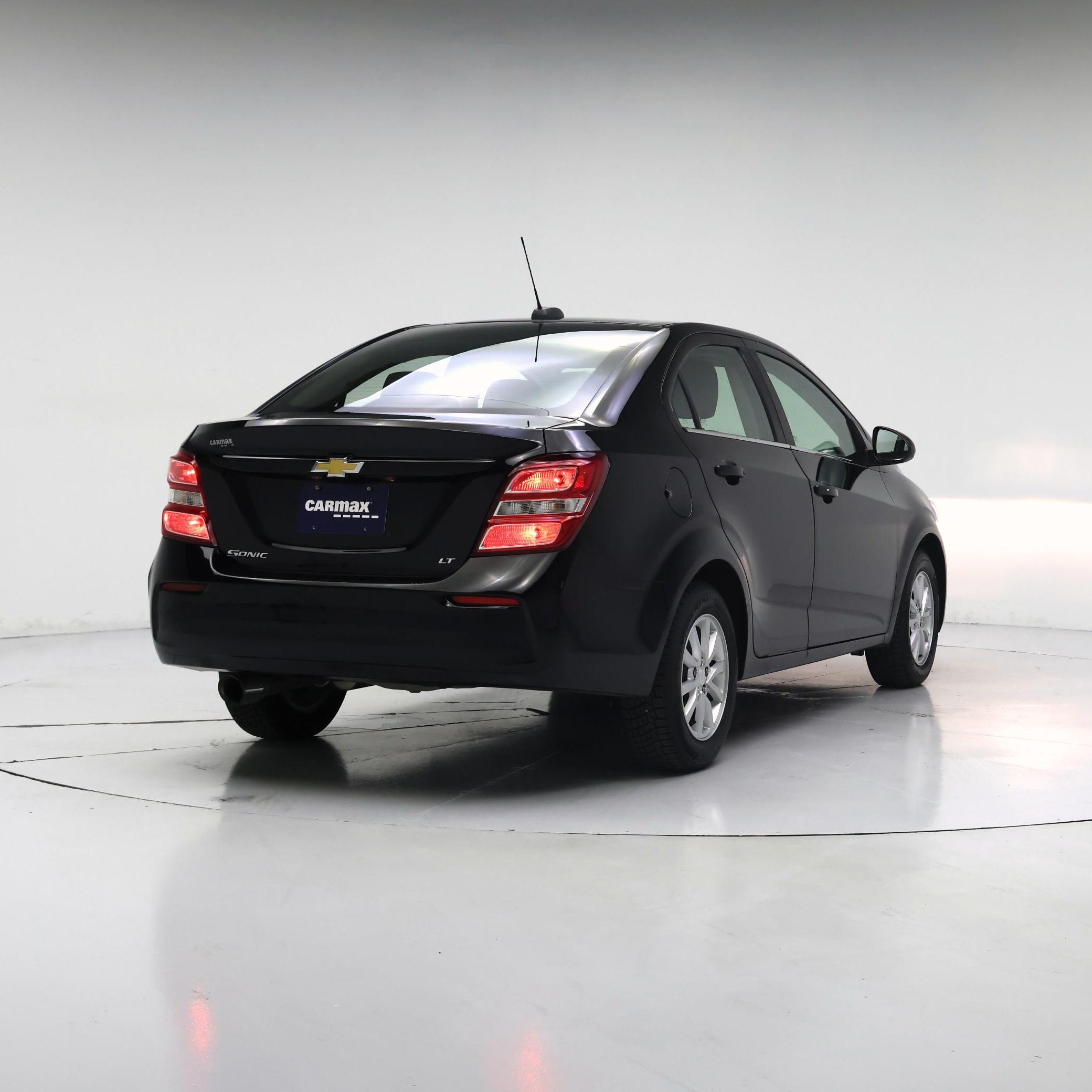 Thumbnail: 2020 Chevrolet Sonic - 8