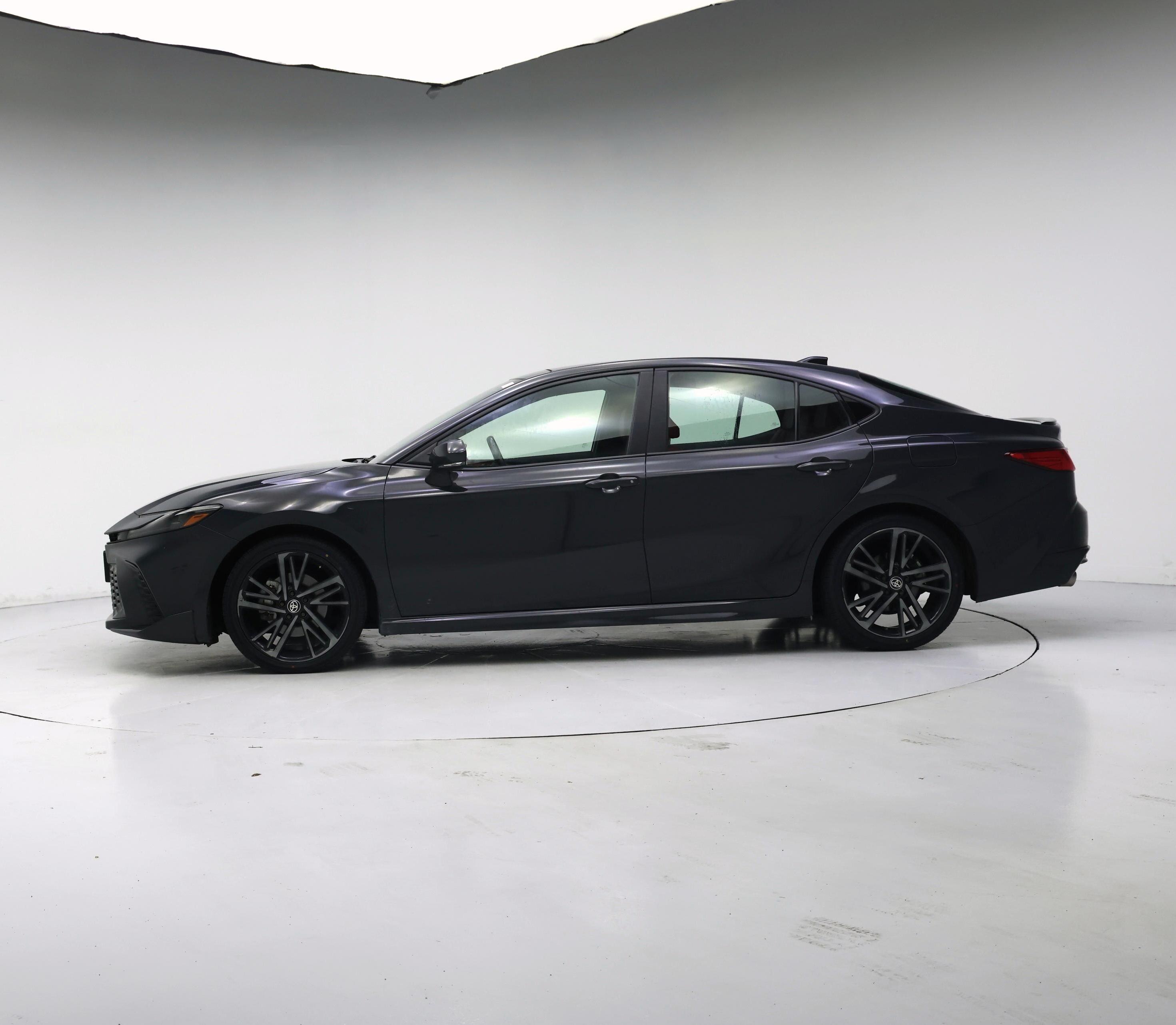 Thumbnail: 2025 Toyota Camry - 3