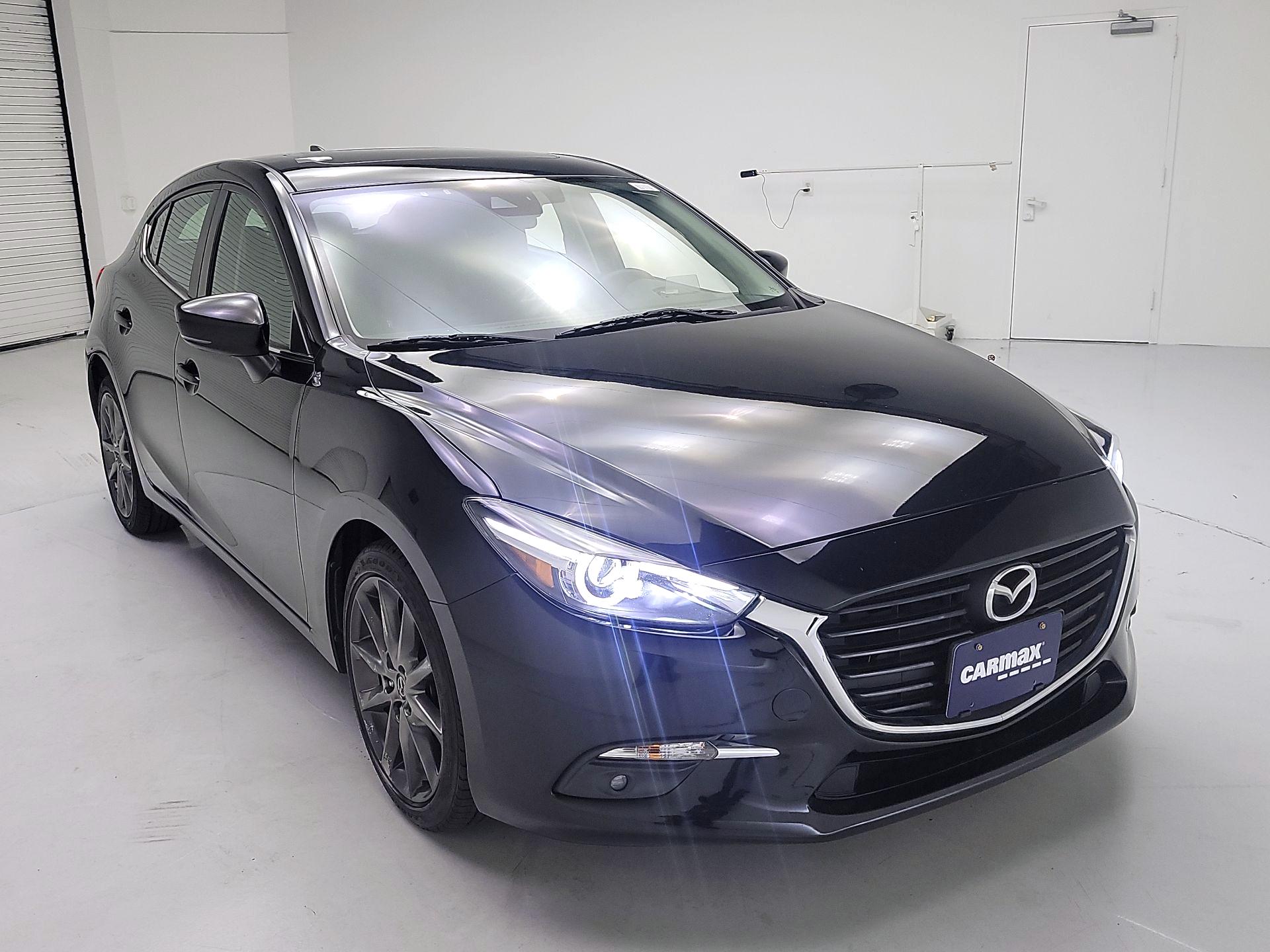 Thumbnail: 2018 Mazda Mazda3 - 1