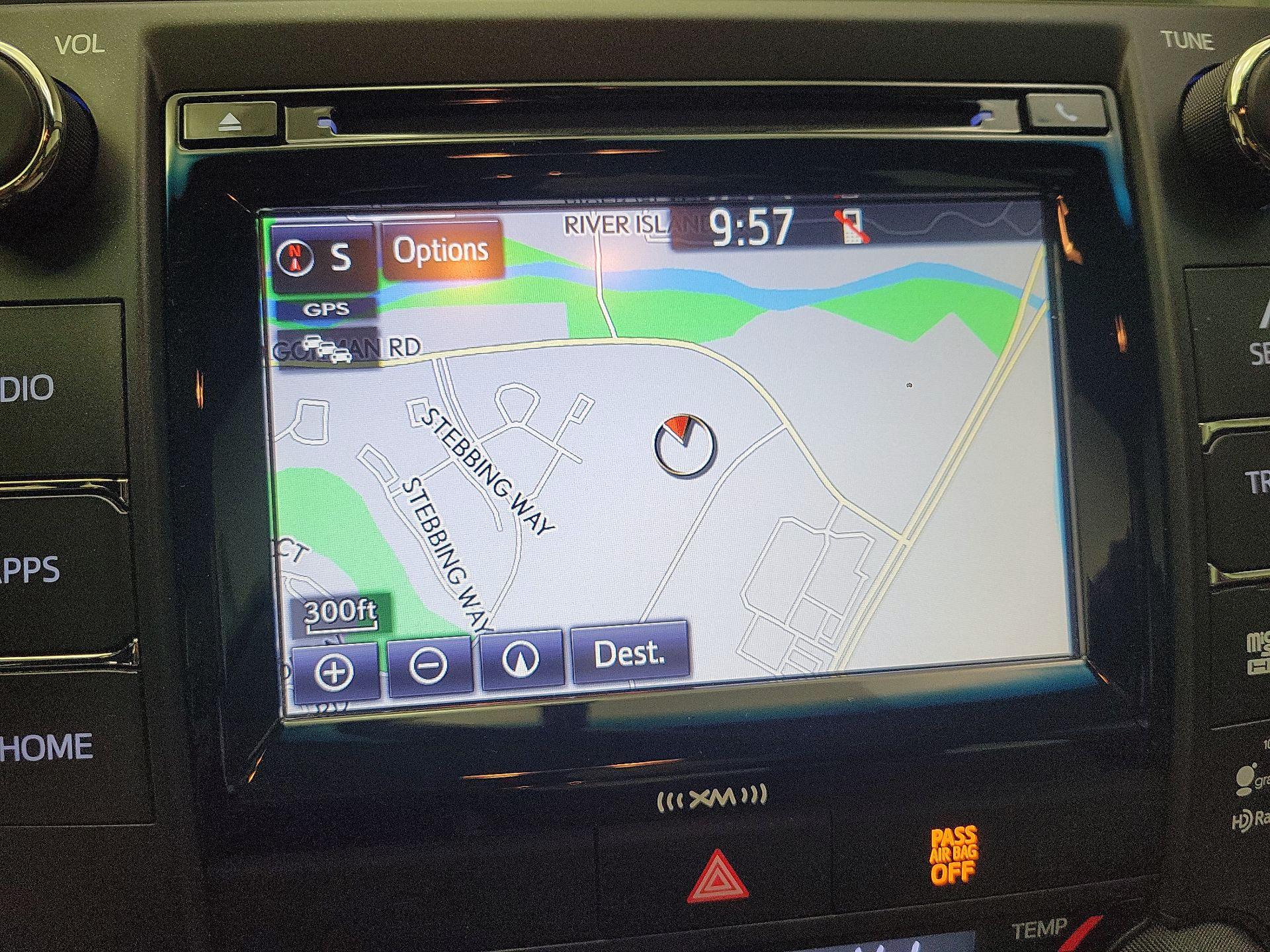 Thumbnail: 2016 Toyota Camry - 12