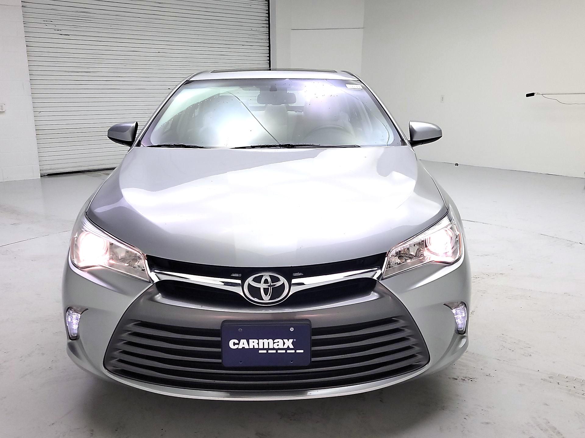 Thumbnail: 2016 Toyota Camry - 2