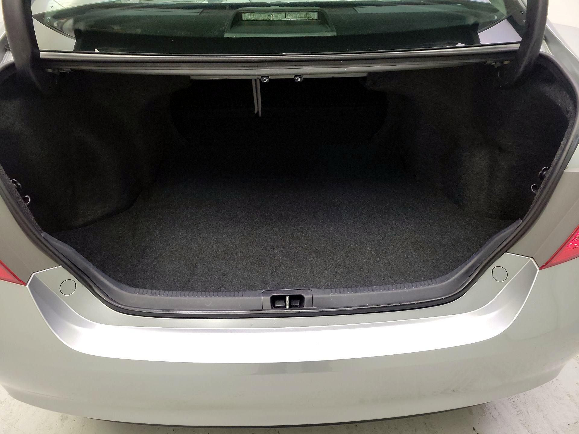 Thumbnail: 2016 Toyota Camry - 20