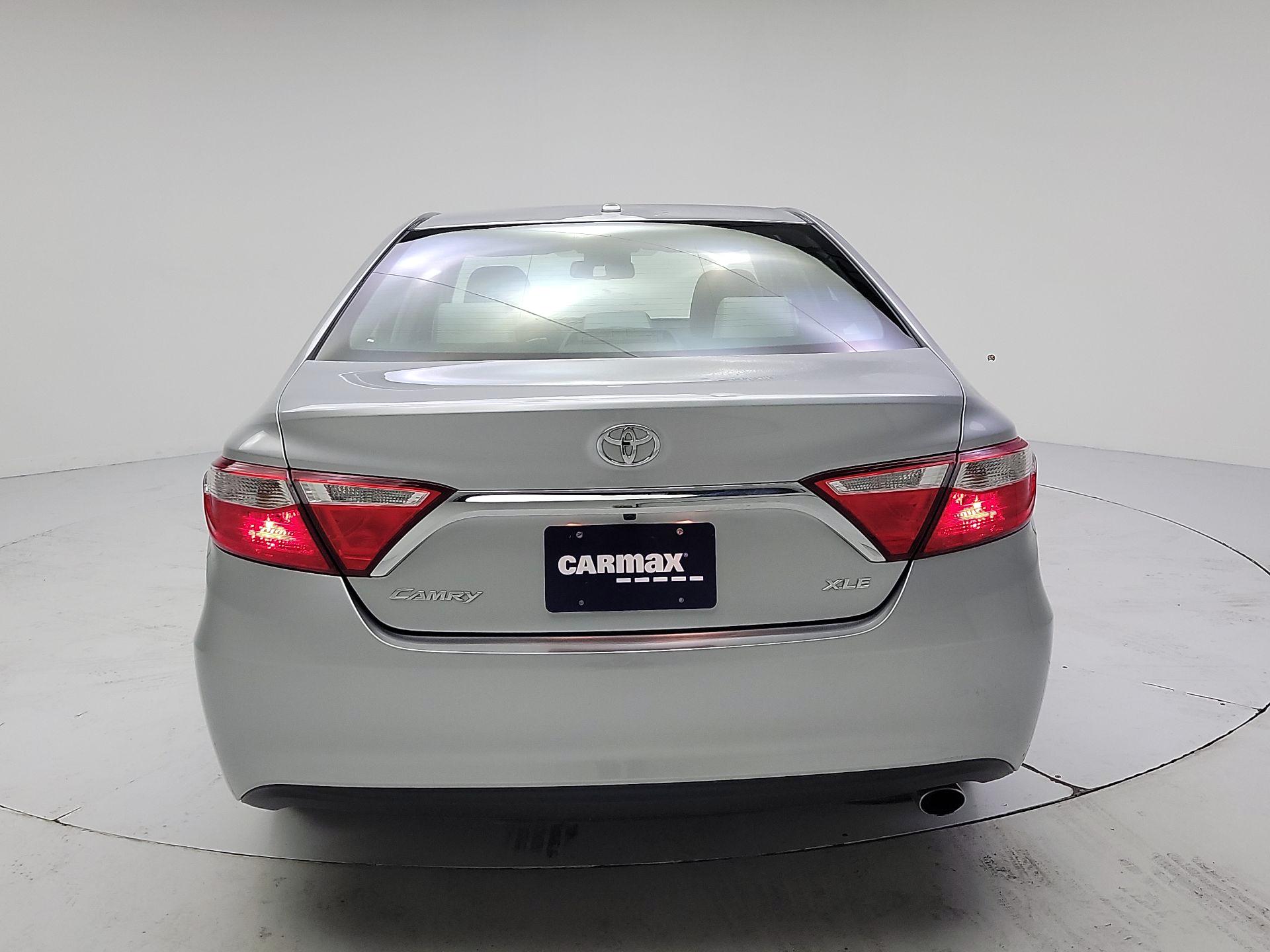 Thumbnail: 2016 Toyota Camry - 6