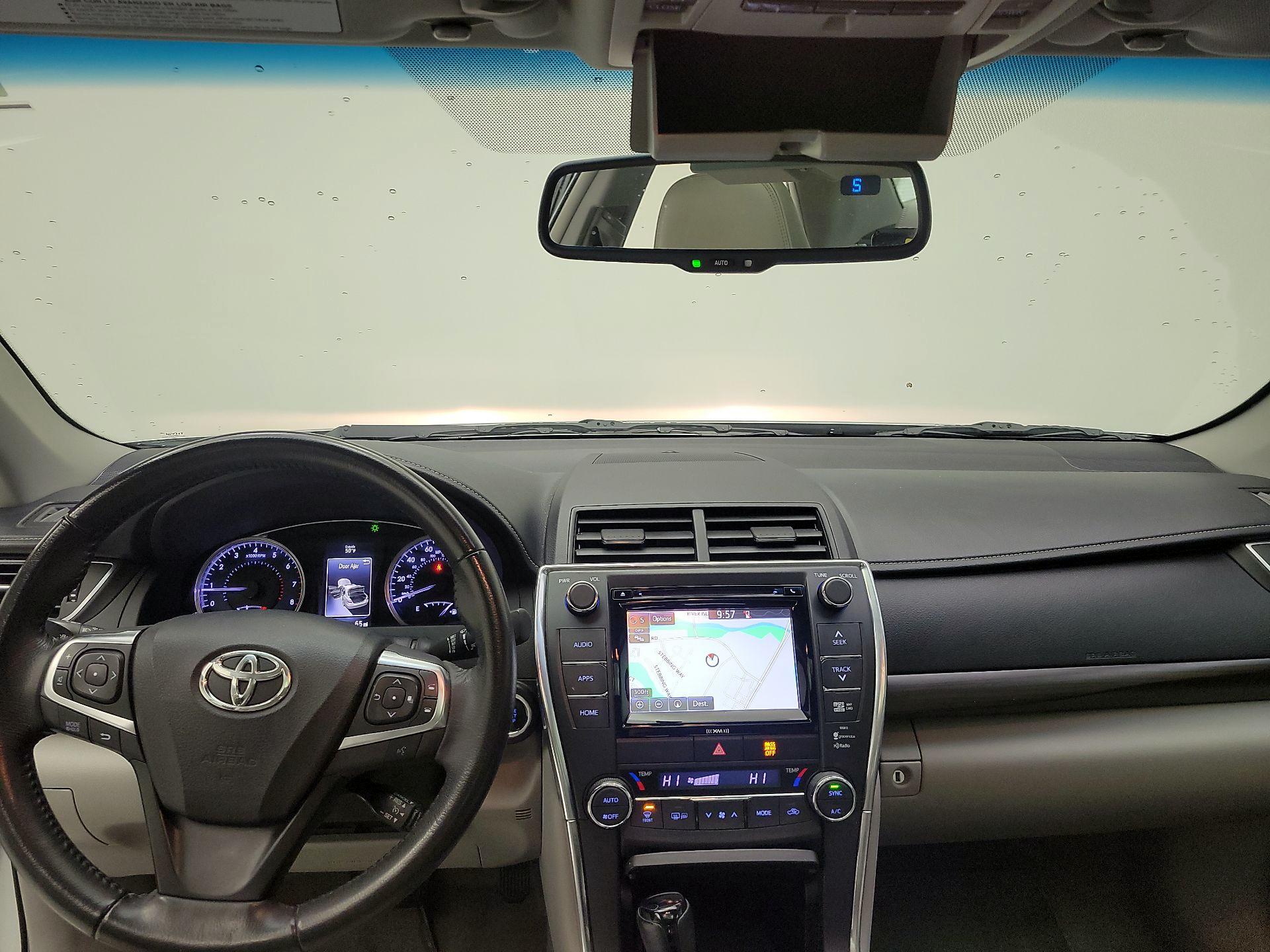 Thumbnail: 2016 Toyota Camry - 8