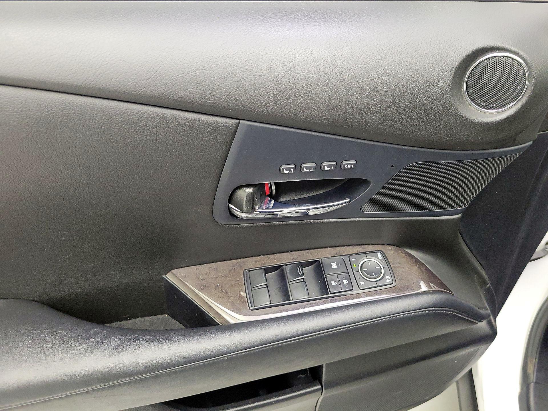 Thumbnail: 2015 Lexus RX - 10