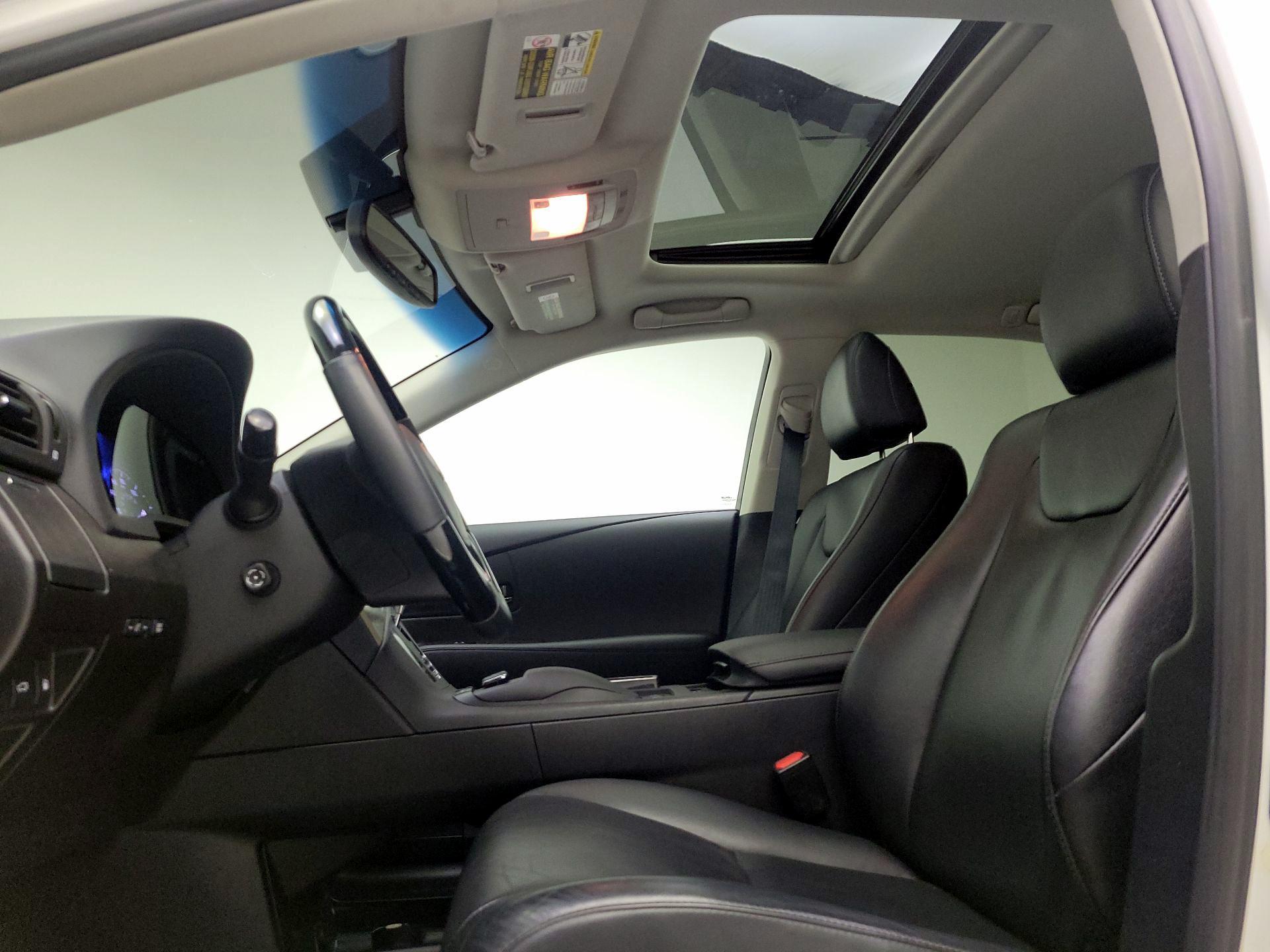 Thumbnail: 2015 Lexus RX - 18