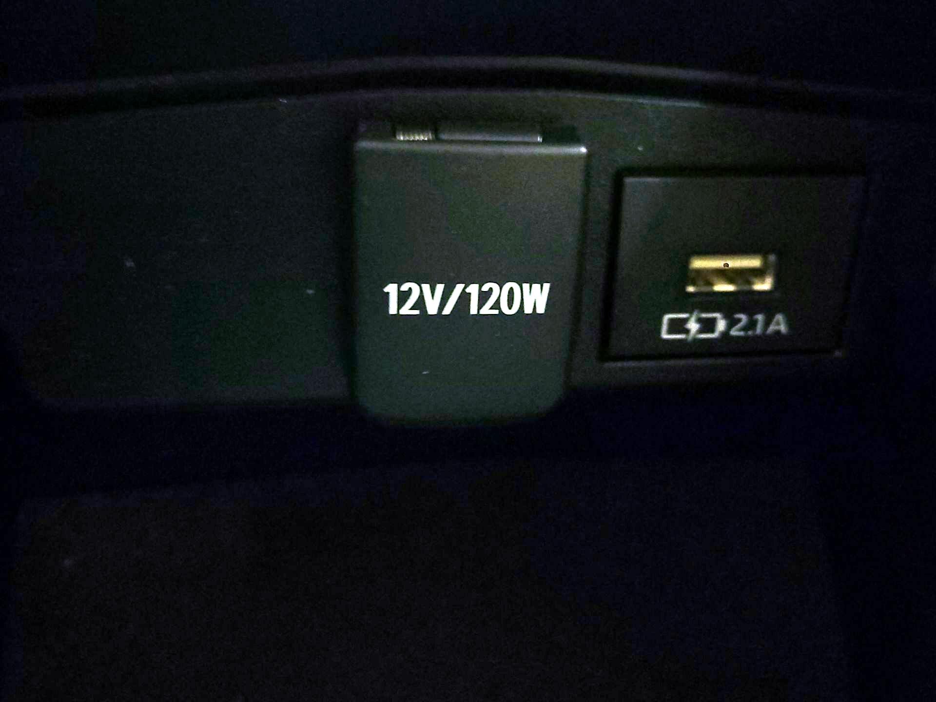 Thumbnail: 2021 Toyota Corolla - 17